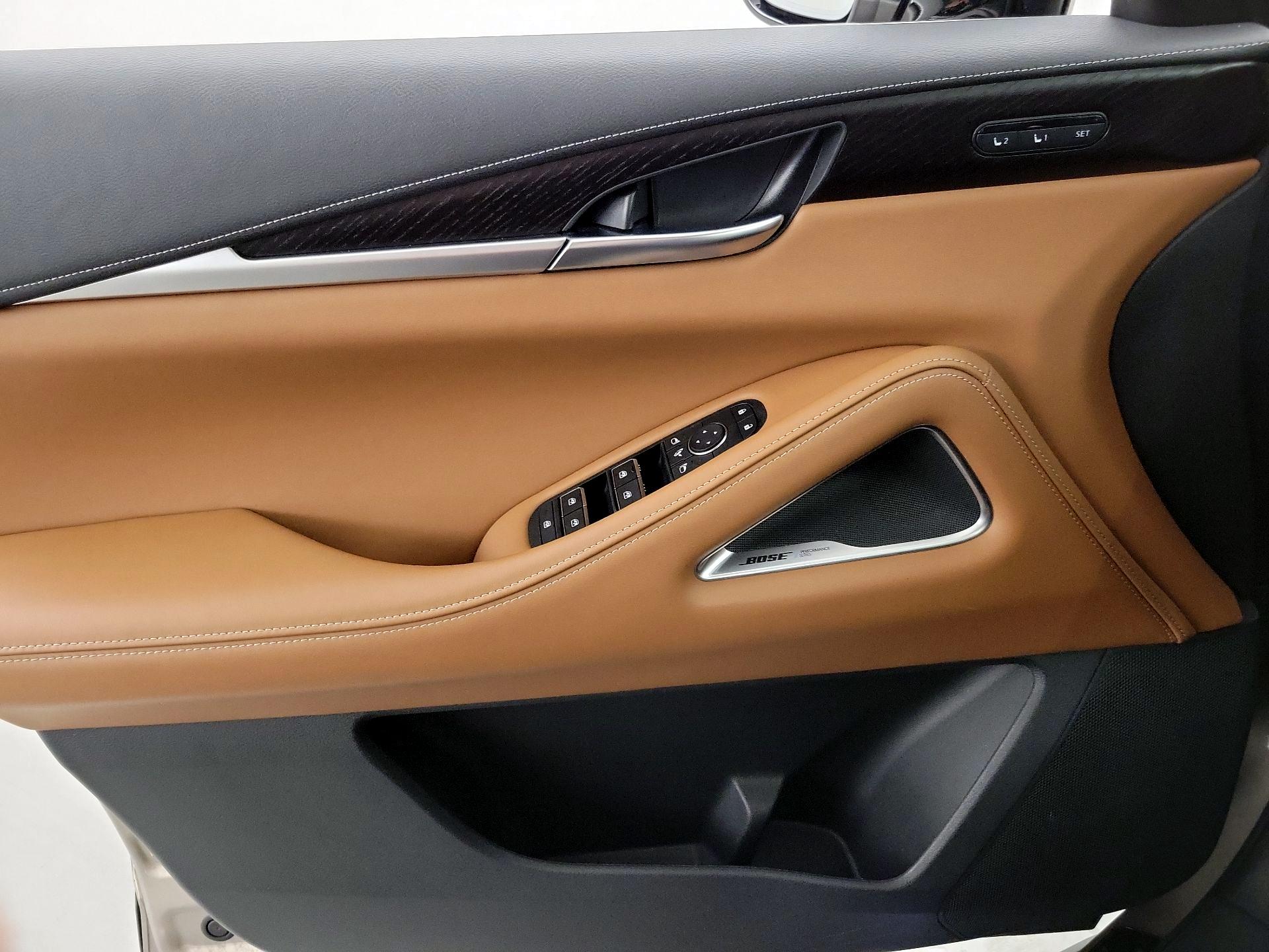 Thumbnail: 2023 INFINITI QX60 - 12