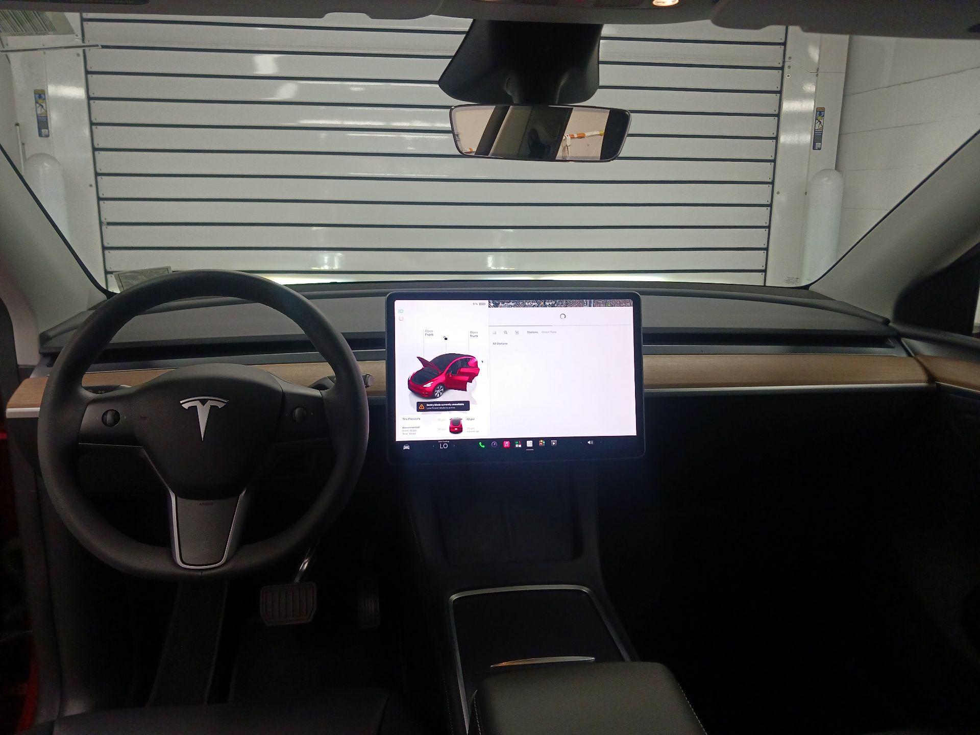 Thumbnail: 2024 Tesla Model Y - 9