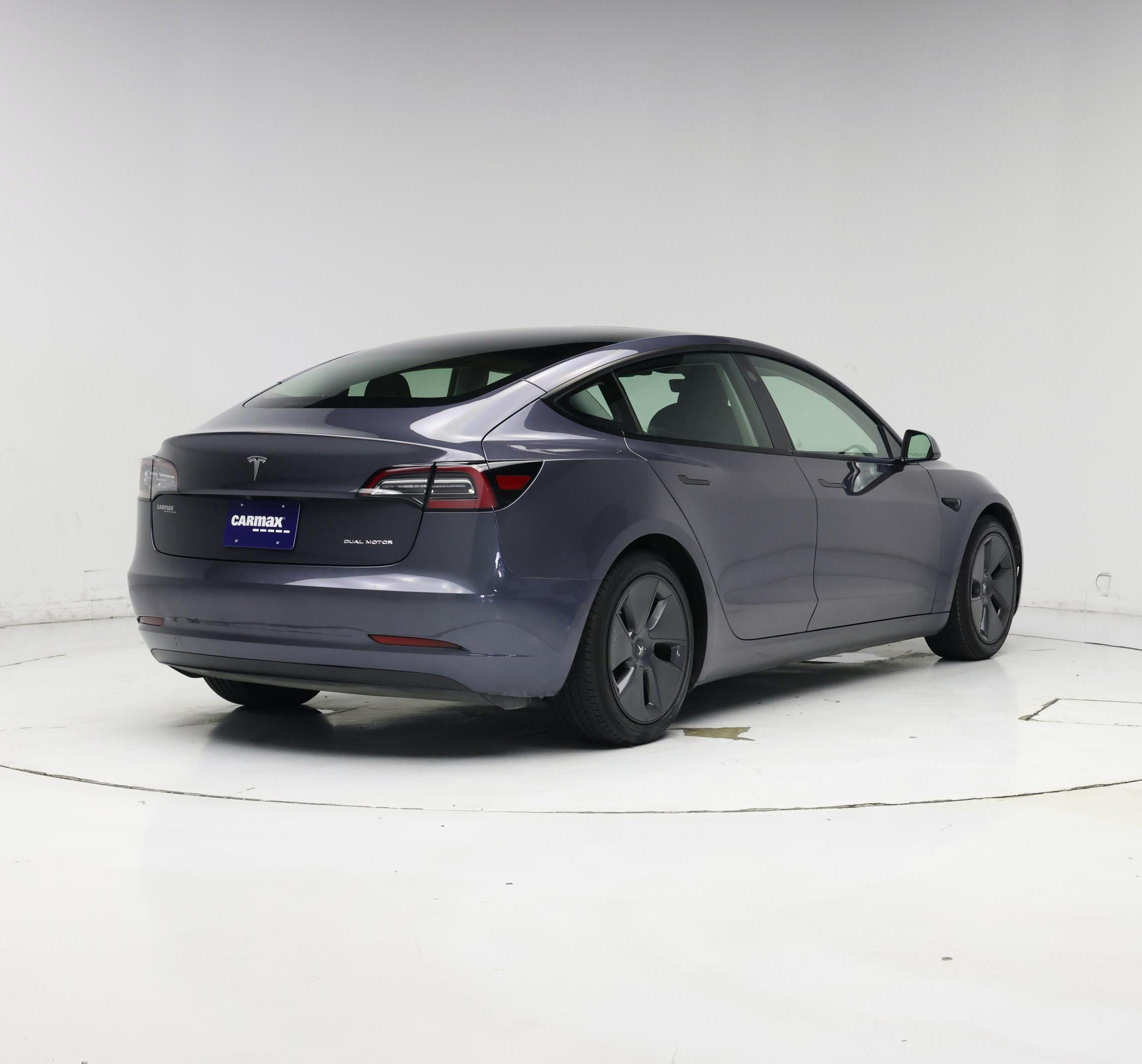 Thumbnail: 2022 Tesla Model 3 - 8