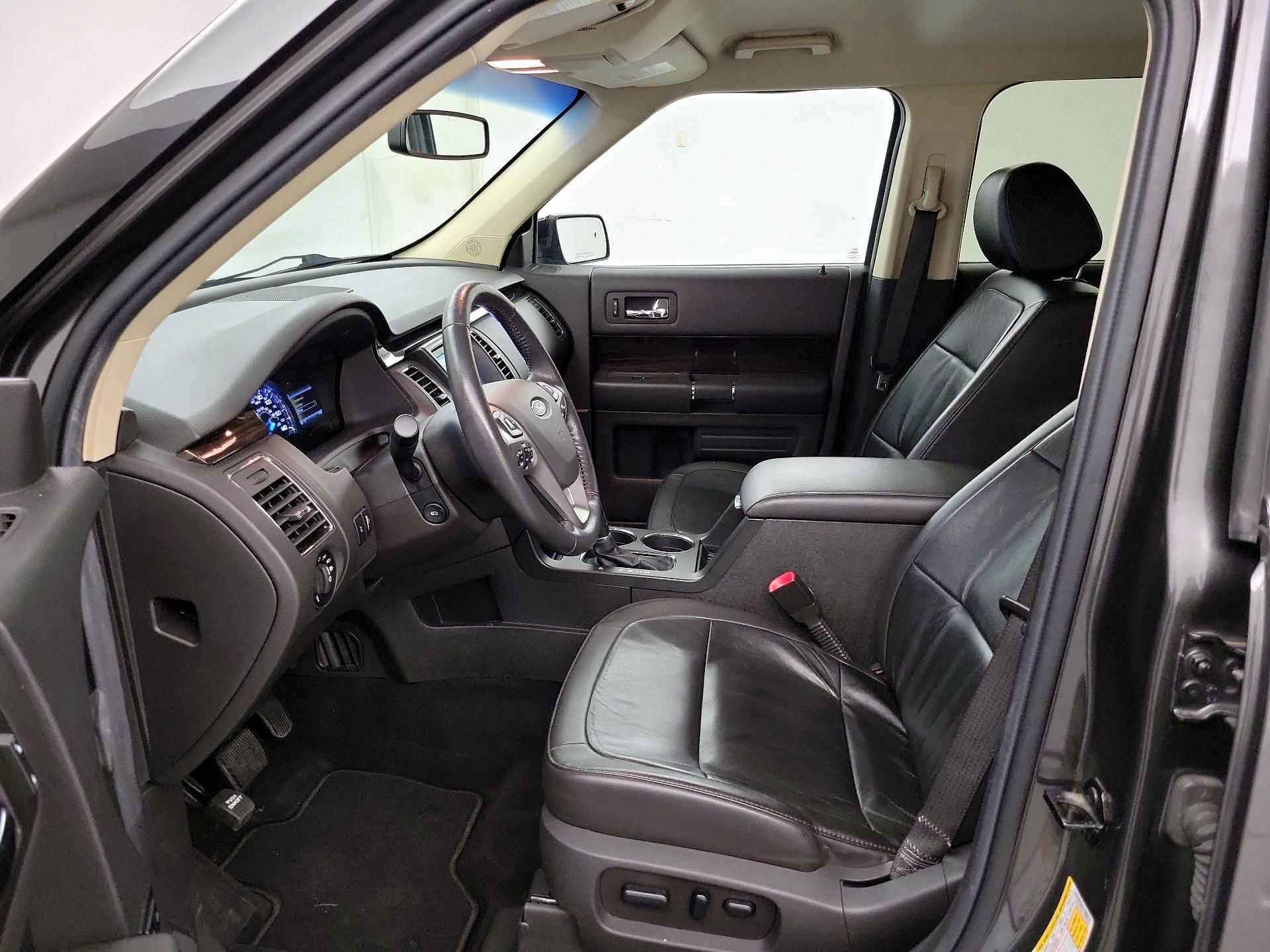 Thumbnail: 2019 Ford Flex - 11