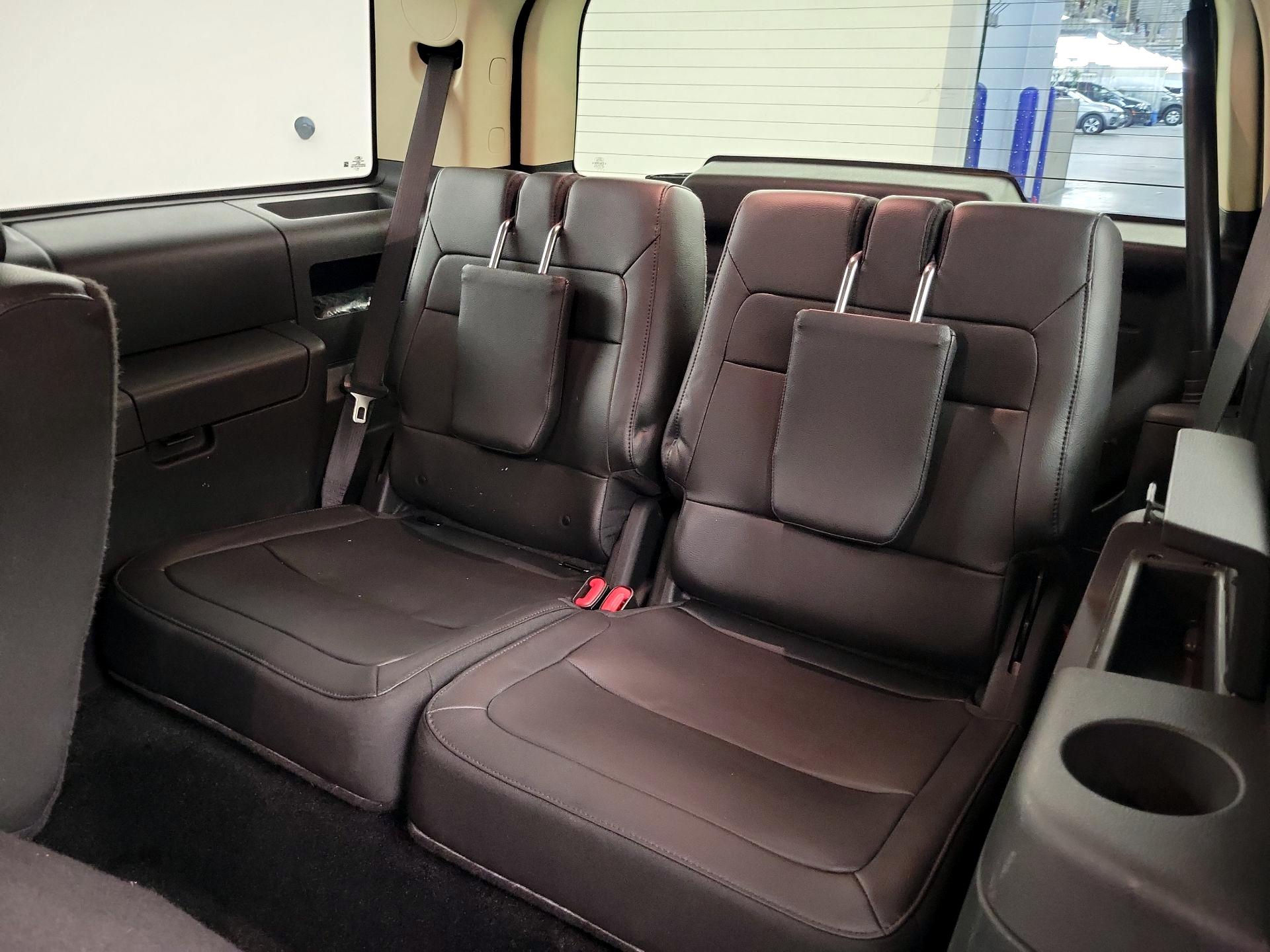 Thumbnail: 2019 Ford Flex - 20