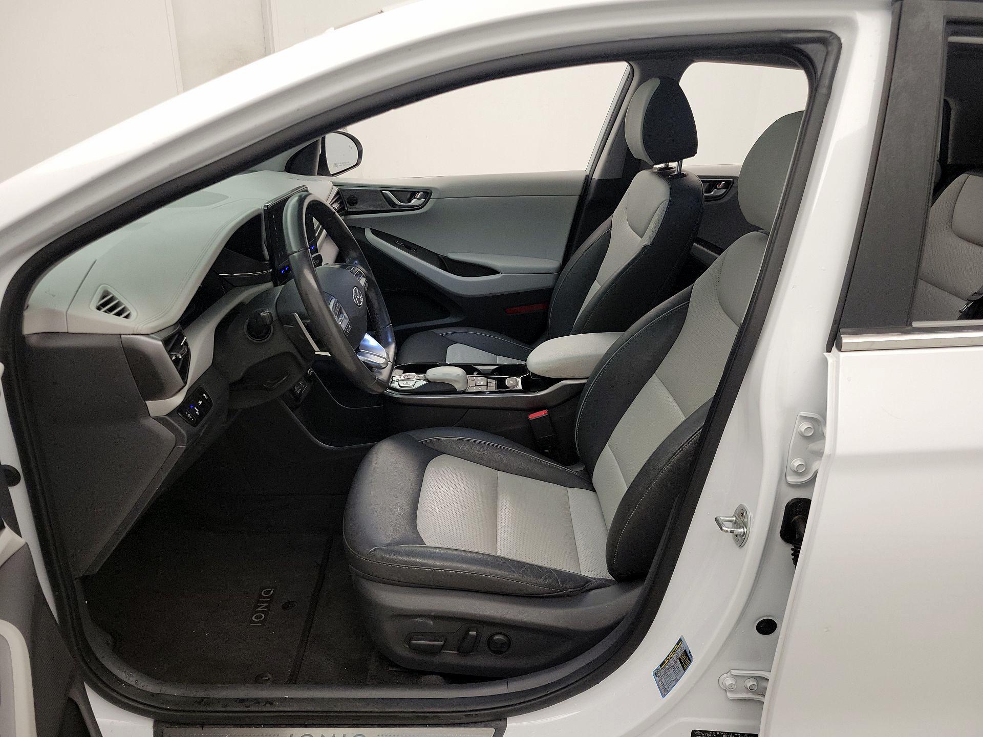 Thumbnail: 2020 Hyundai Ioniq - 11