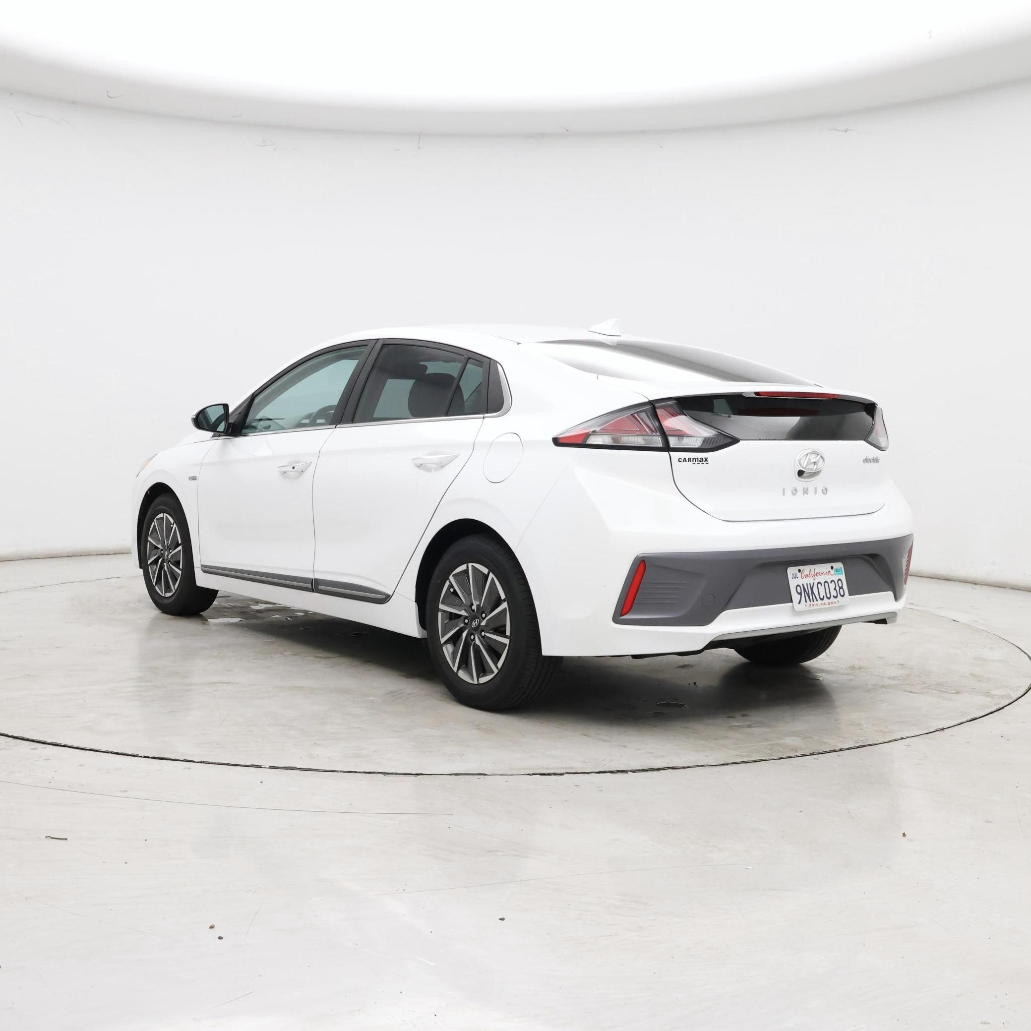 Thumbnail: 2020 Hyundai Ioniq - 2