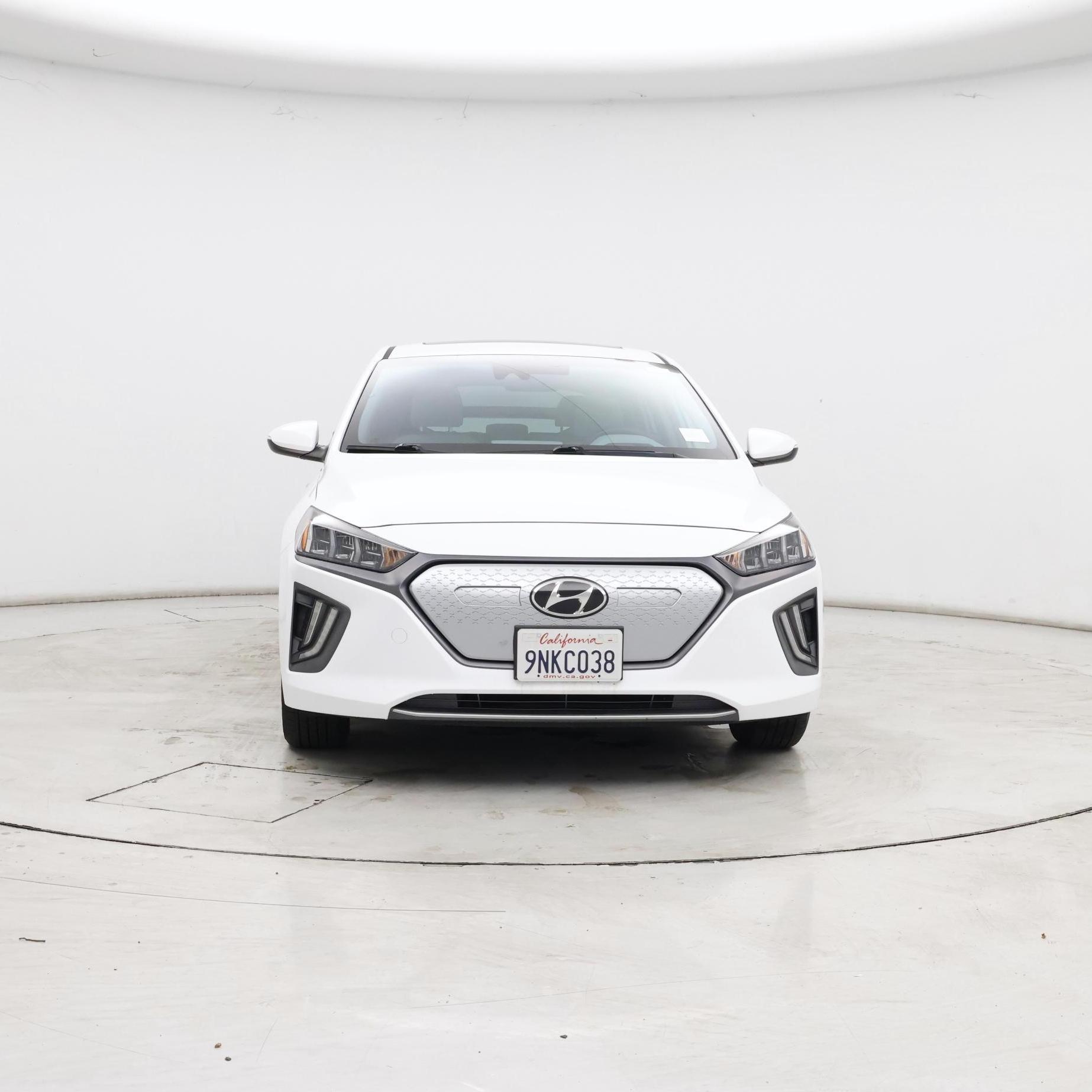 Thumbnail: 2020 Hyundai Ioniq - 5