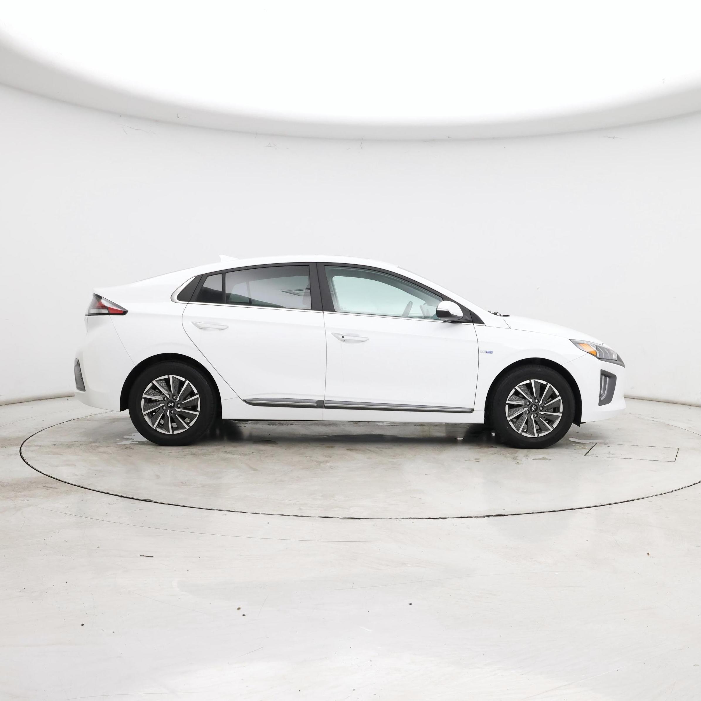 Thumbnail: 2020 Hyundai Ioniq - 7