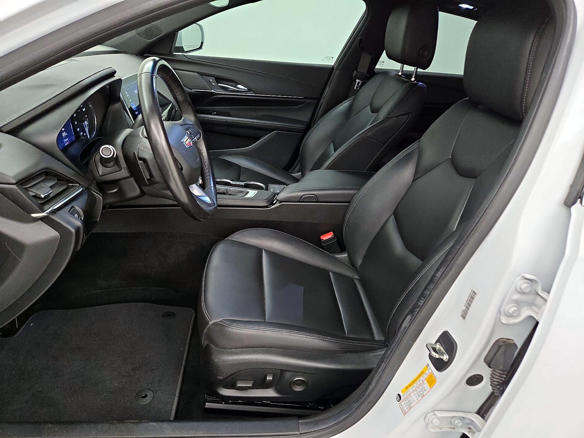 Thumbnail: 2022 Cadillac CT4 - 9