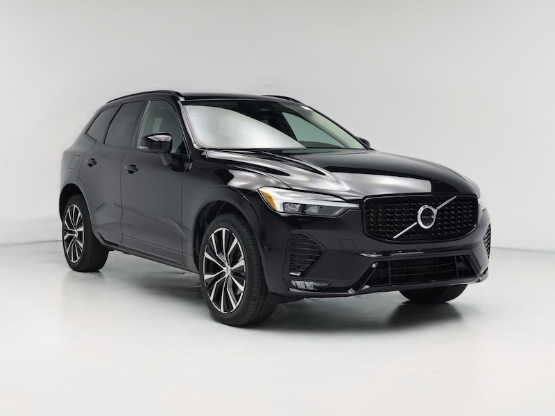 2024 Volvo XC60 B5 Plus Dark Theme