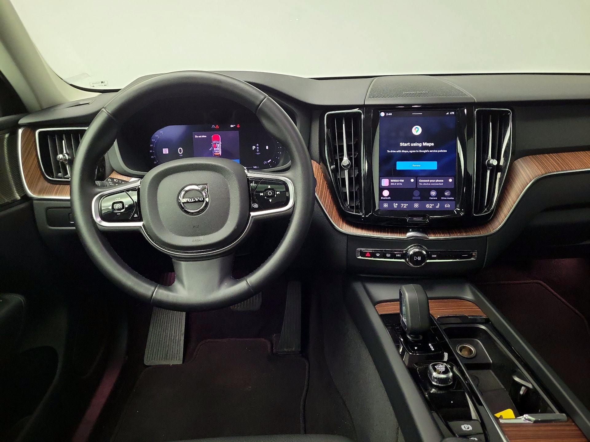 Thumbnail: 2024 Volvo XC60 - 10