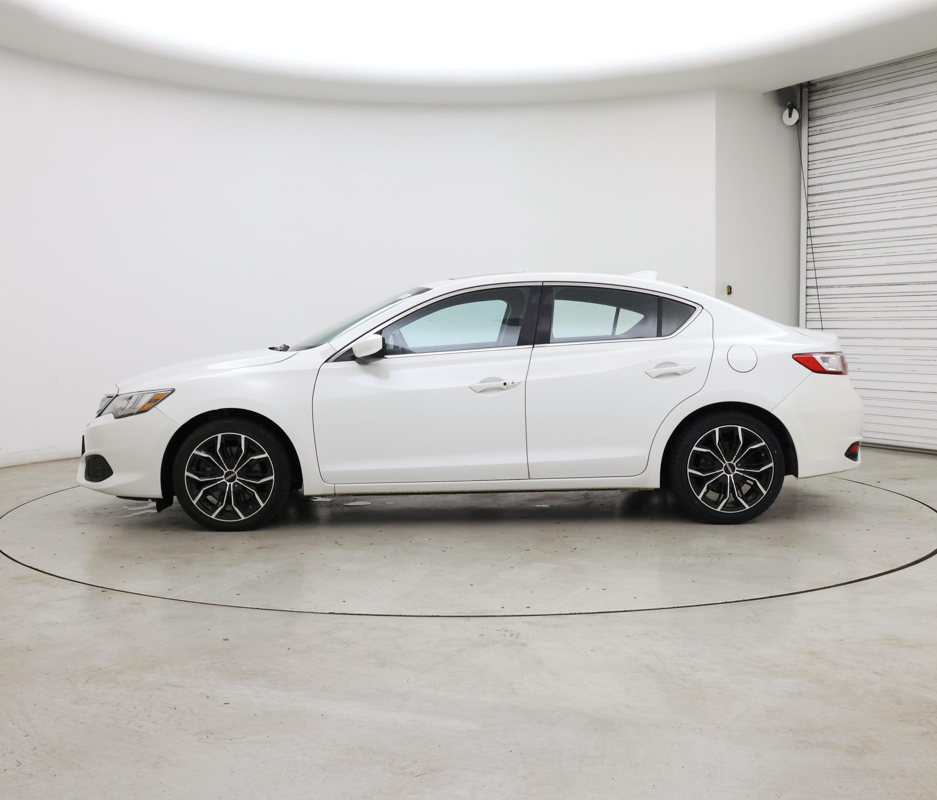 Thumbnail: 2018 Acura ILX - 3