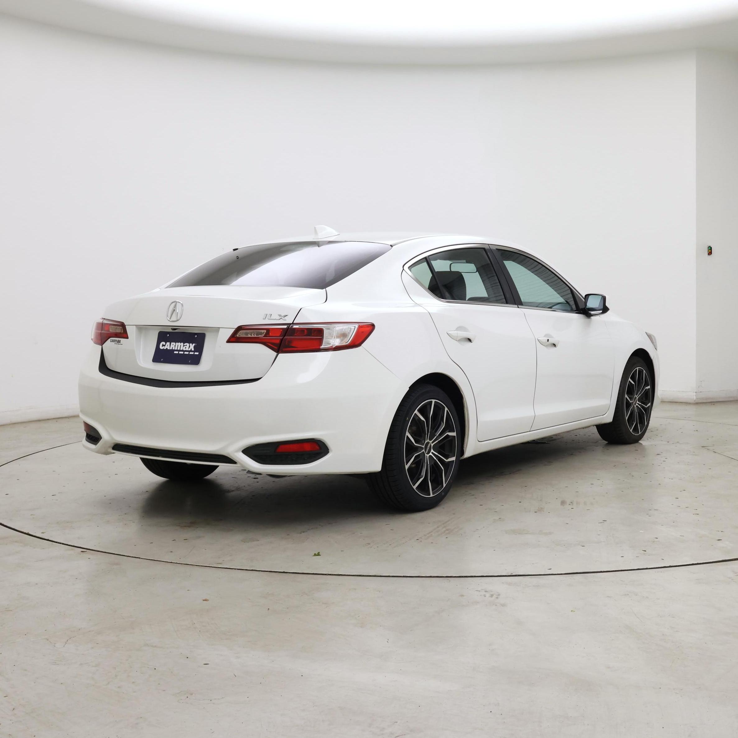 Thumbnail: 2018 Acura ILX - 8