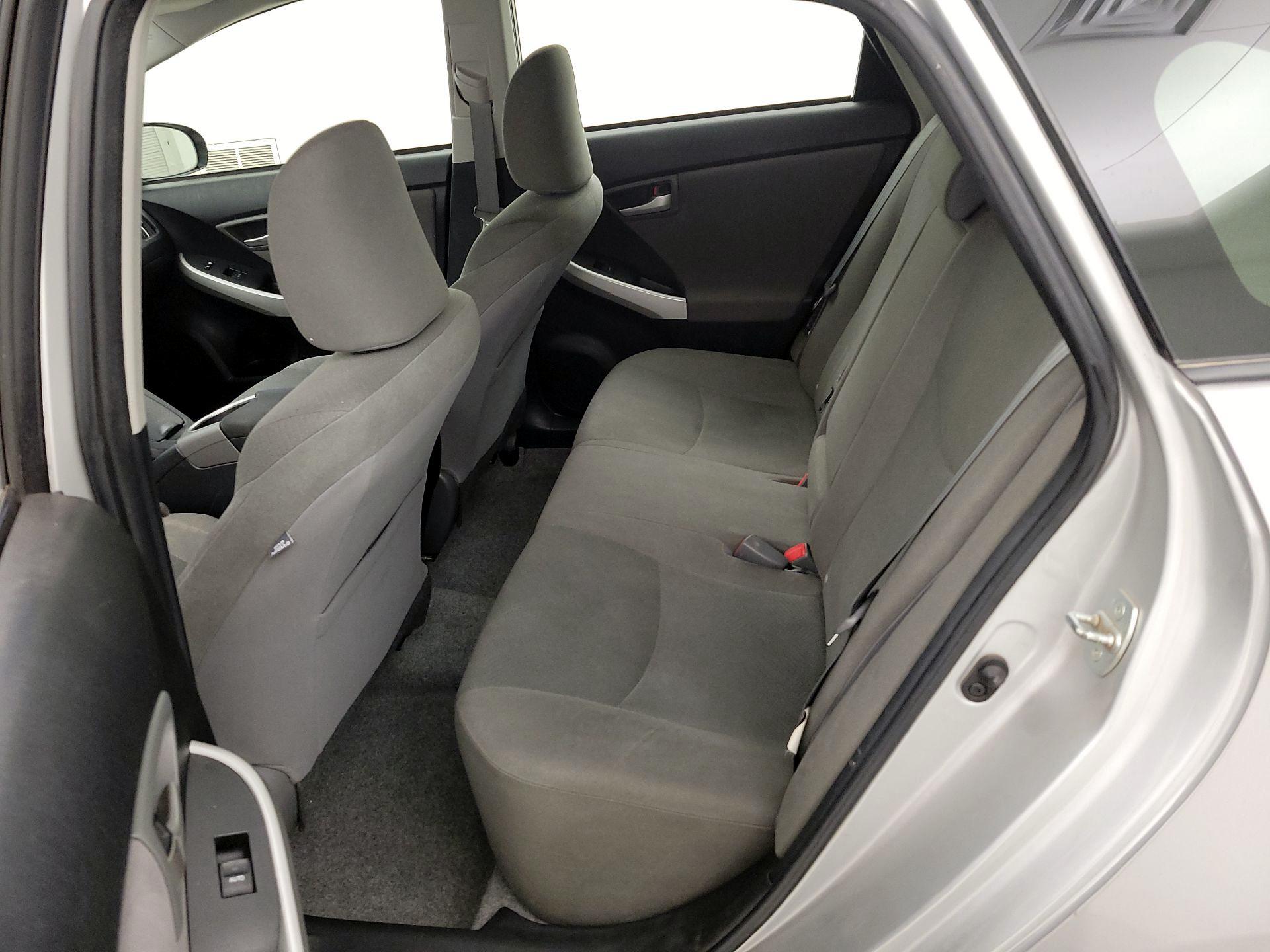 Thumbnail: 2014 Toyota Prius - 18