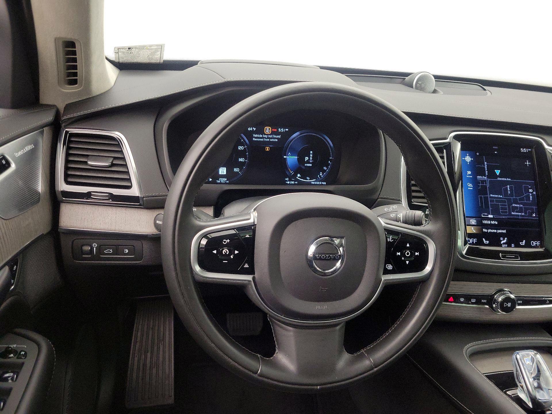 Thumbnail: 2021 Volvo XC90 - 10
