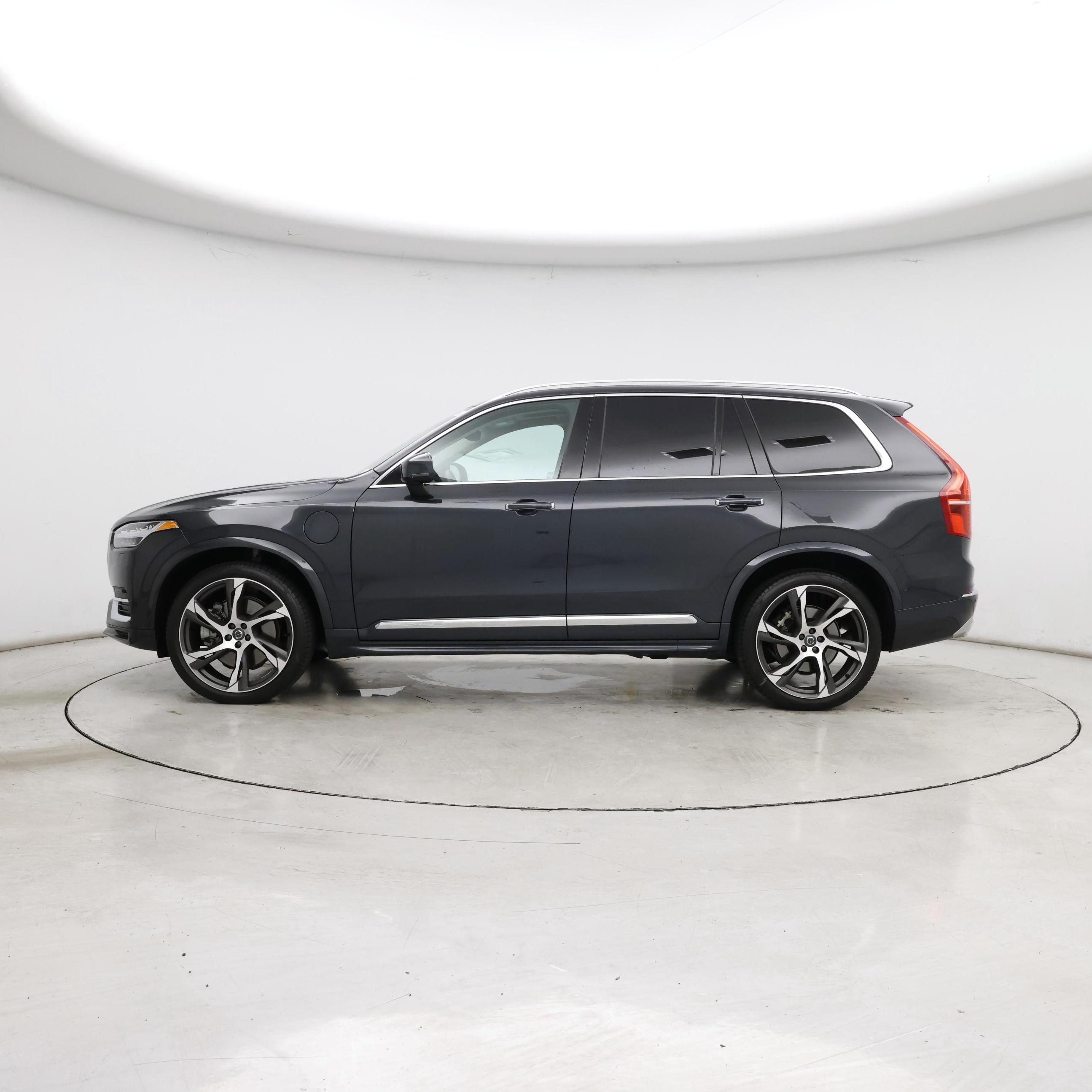 Thumbnail: 2021 Volvo XC90 - 3