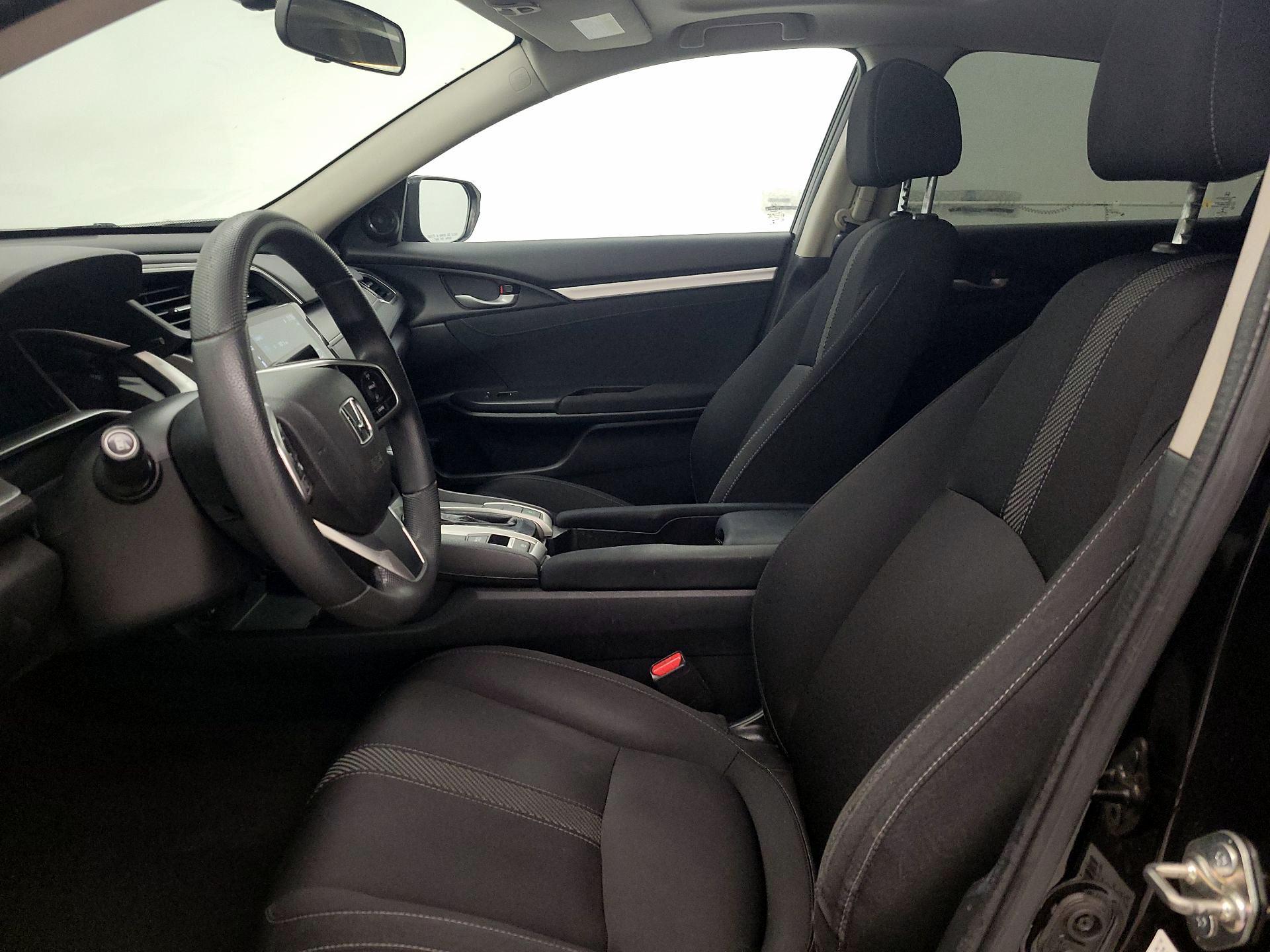 Thumbnail: 2016 Honda Civic - 11