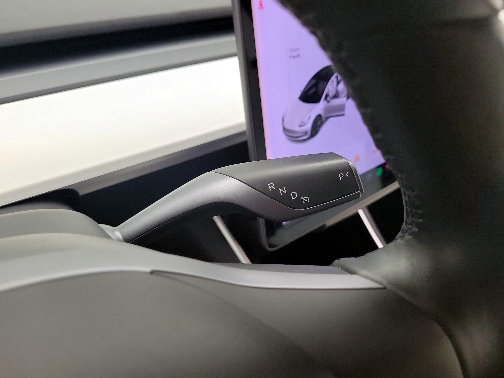 Thumbnail: 2019 Tesla Model 3 - 17