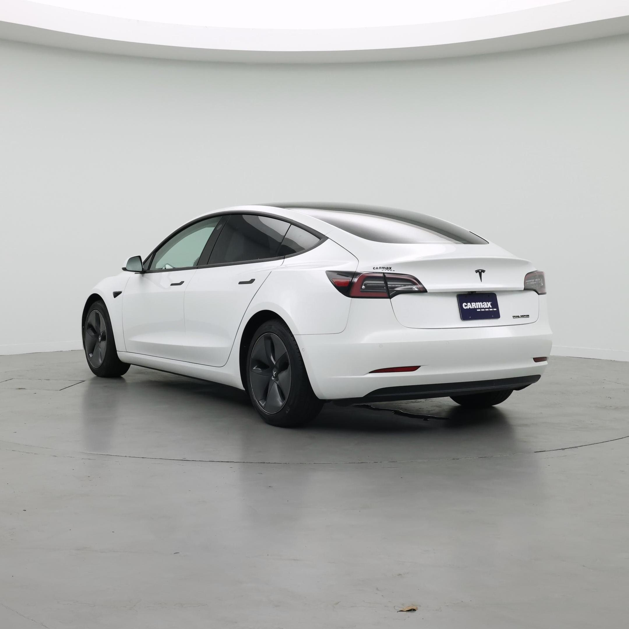 Thumbnail: 2019 Tesla Model 3 - 2