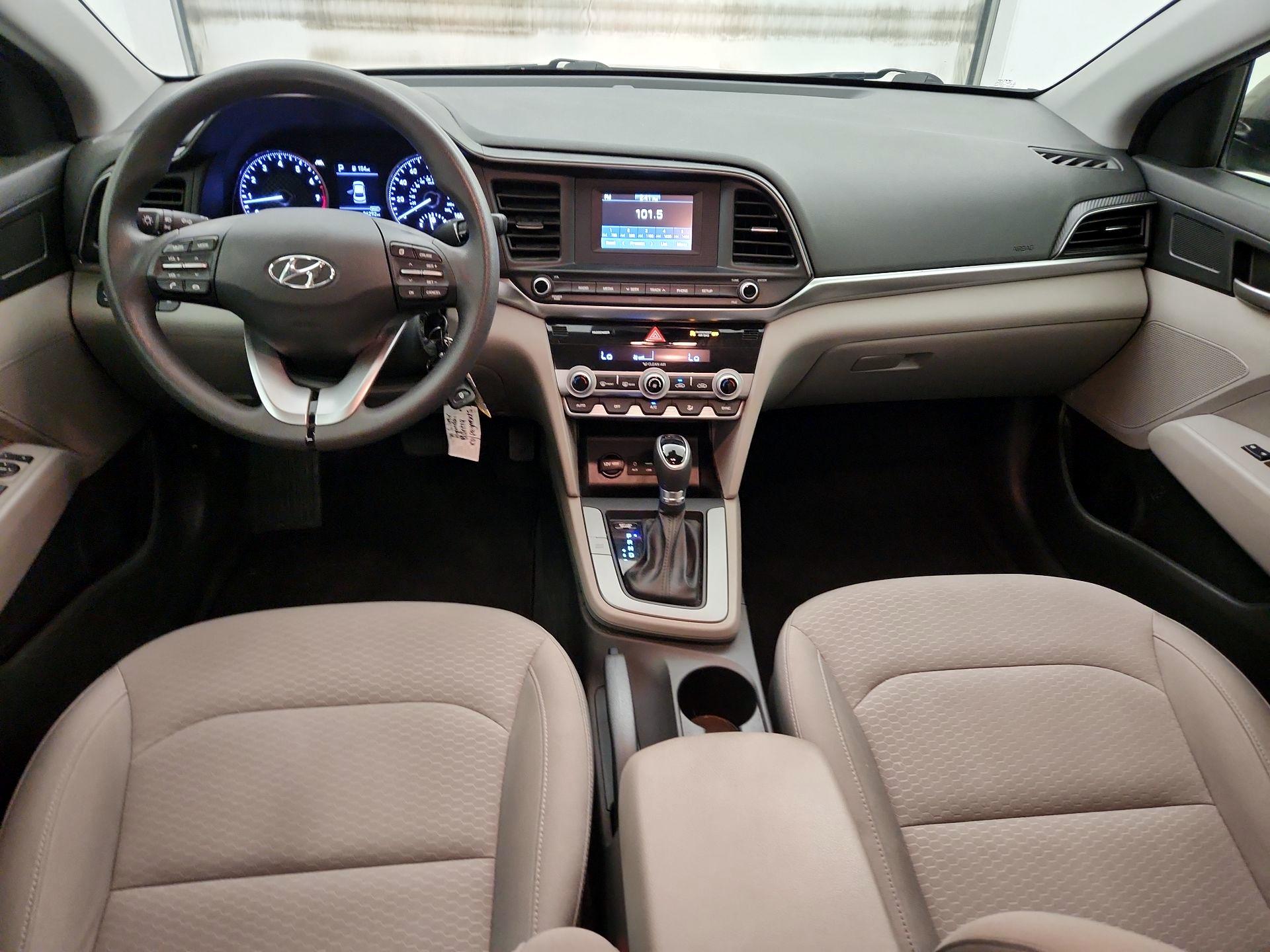 Thumbnail: 2020 Hyundai Elantra - 9