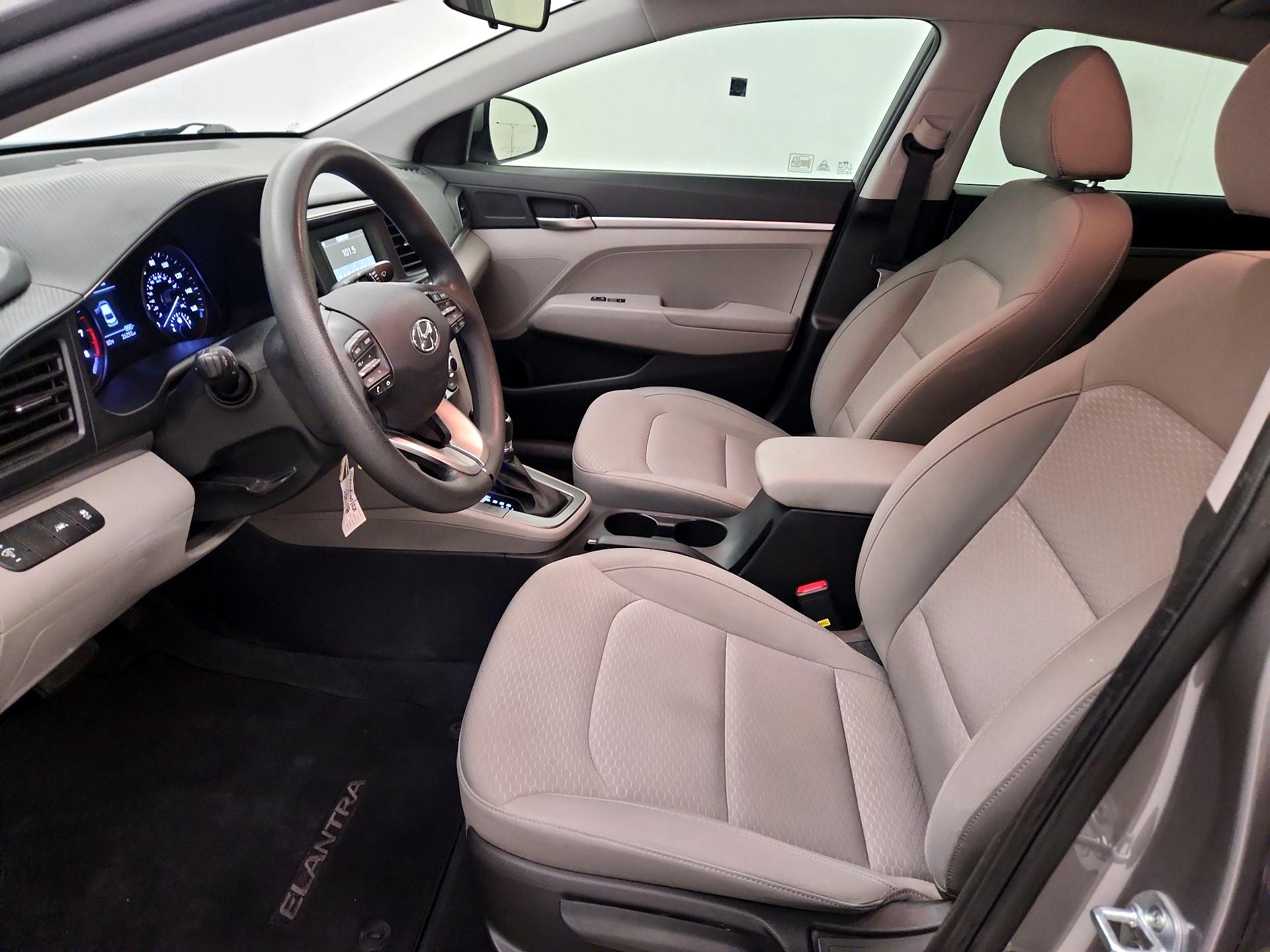 Thumbnail: 2020 Hyundai Elantra - 11