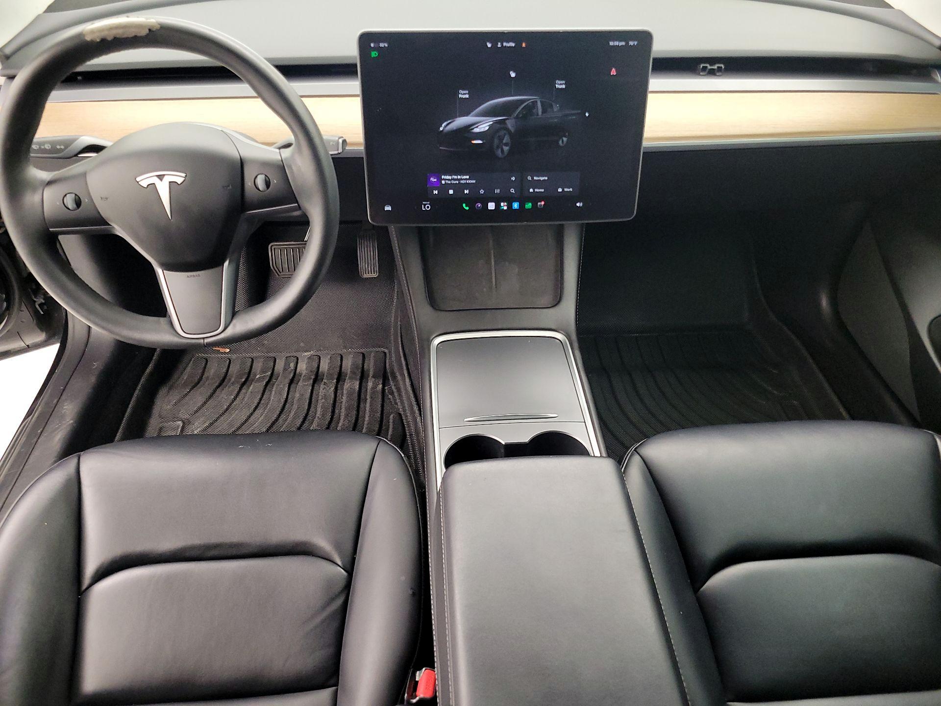Thumbnail: 2022 Tesla Model 3 - 9