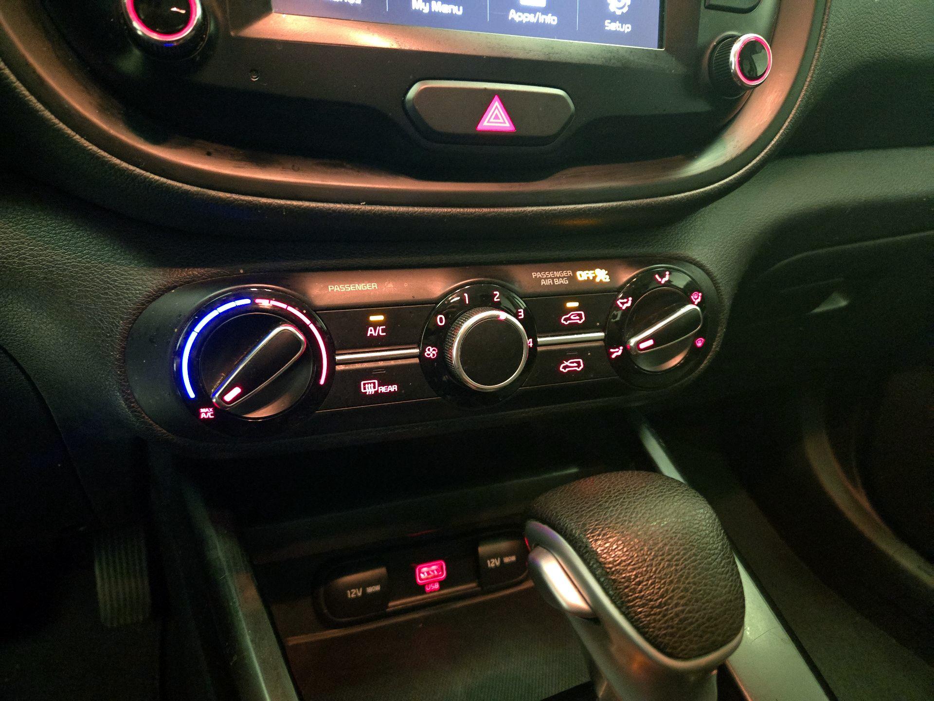 Thumbnail: 2021 Kia Soul - 16