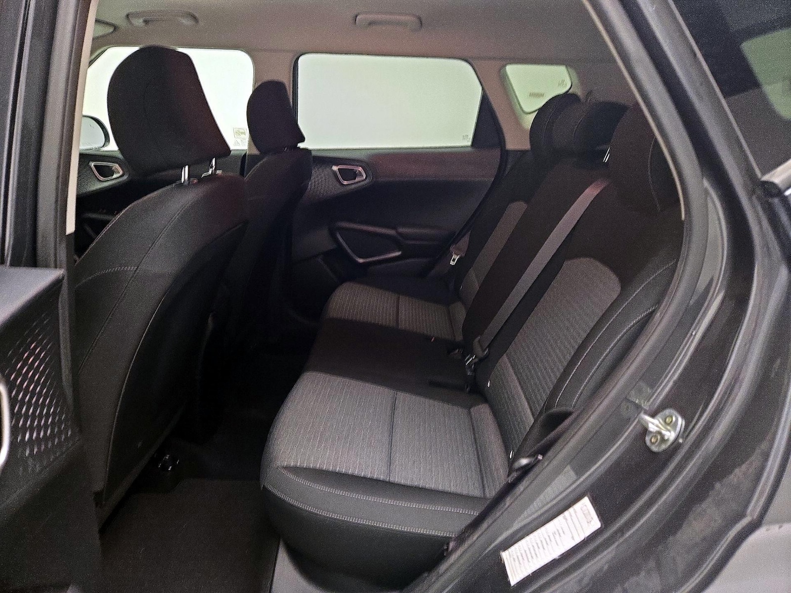 2021 Kia Soul S - Photo 20