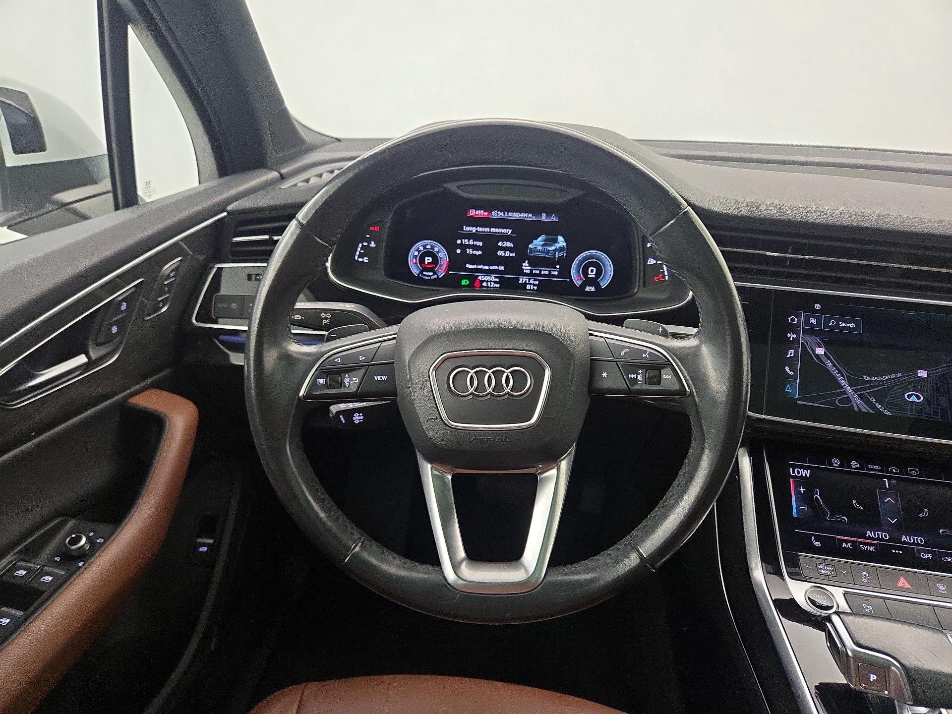 Thumbnail: 2021 Audi Q7 - 10