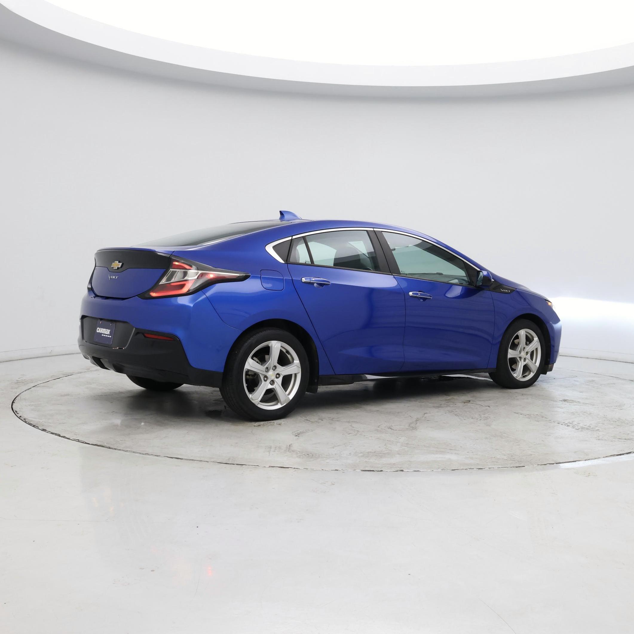 Thumbnail: 2018 Chevrolet Volt - 6