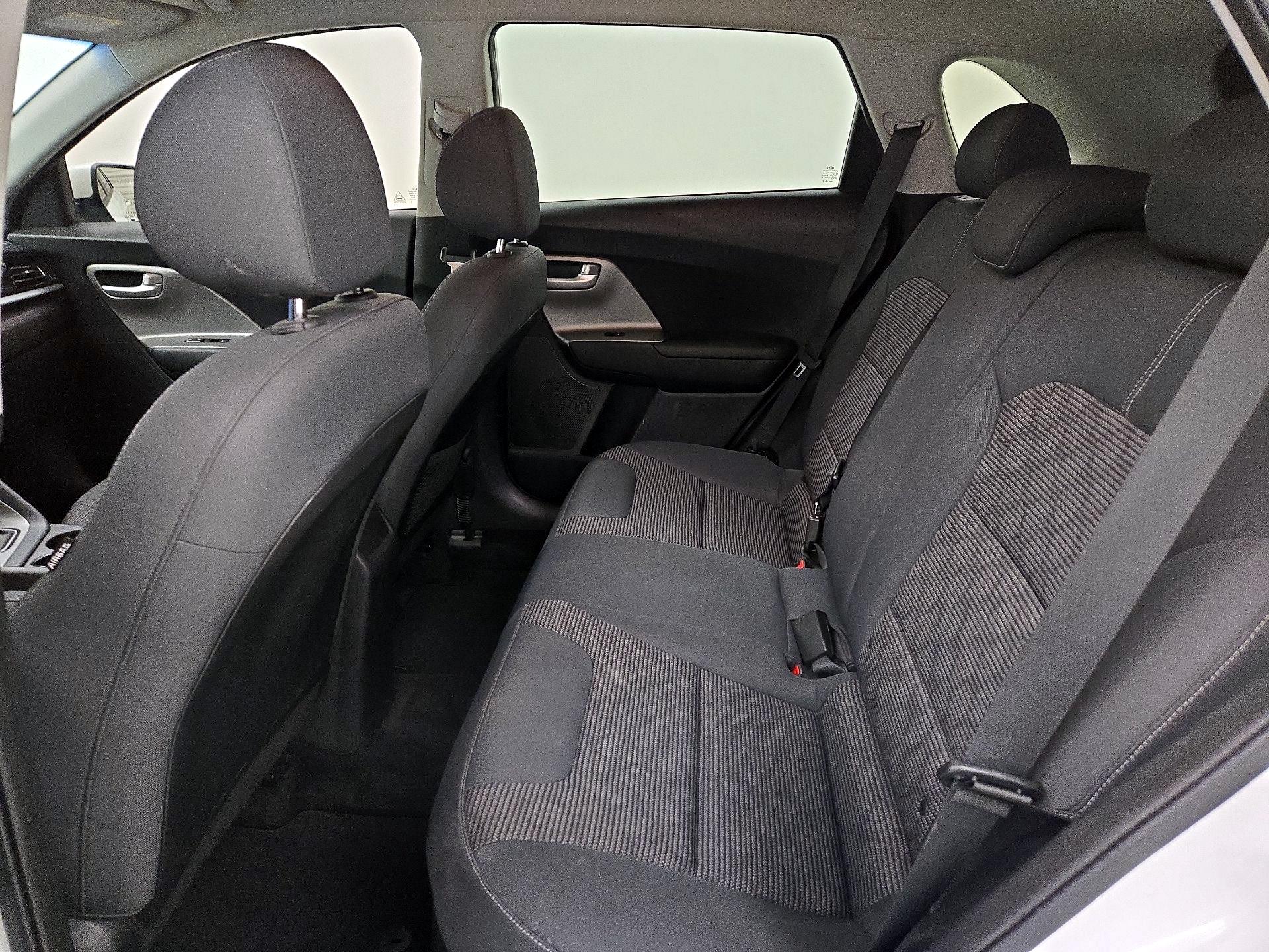 Thumbnail: 2020 Kia Niro - 19