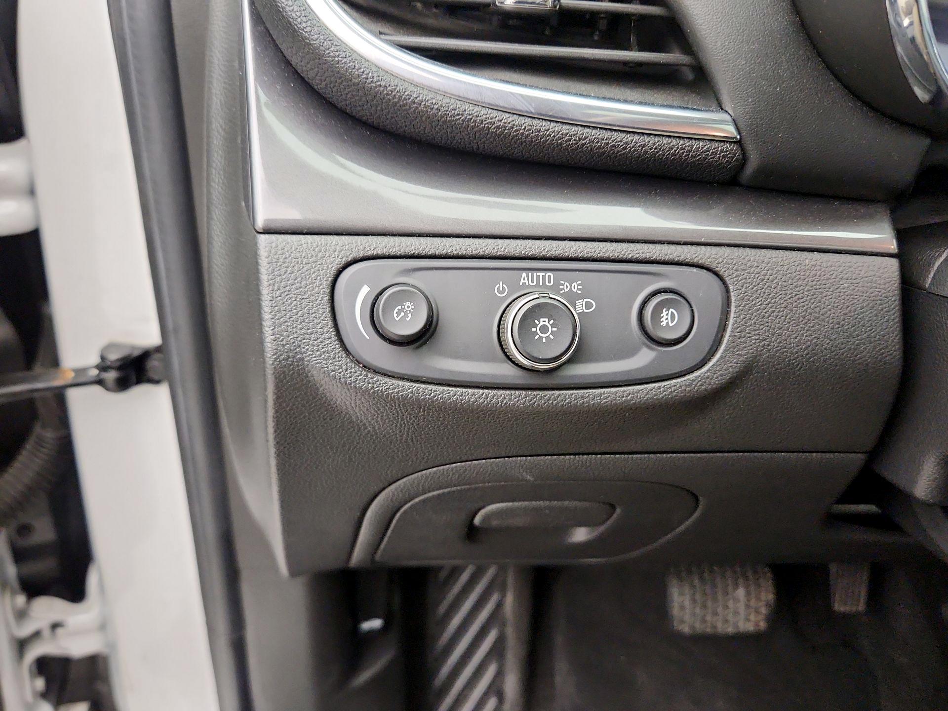 Thumbnail: 2018 Buick Encore - 13