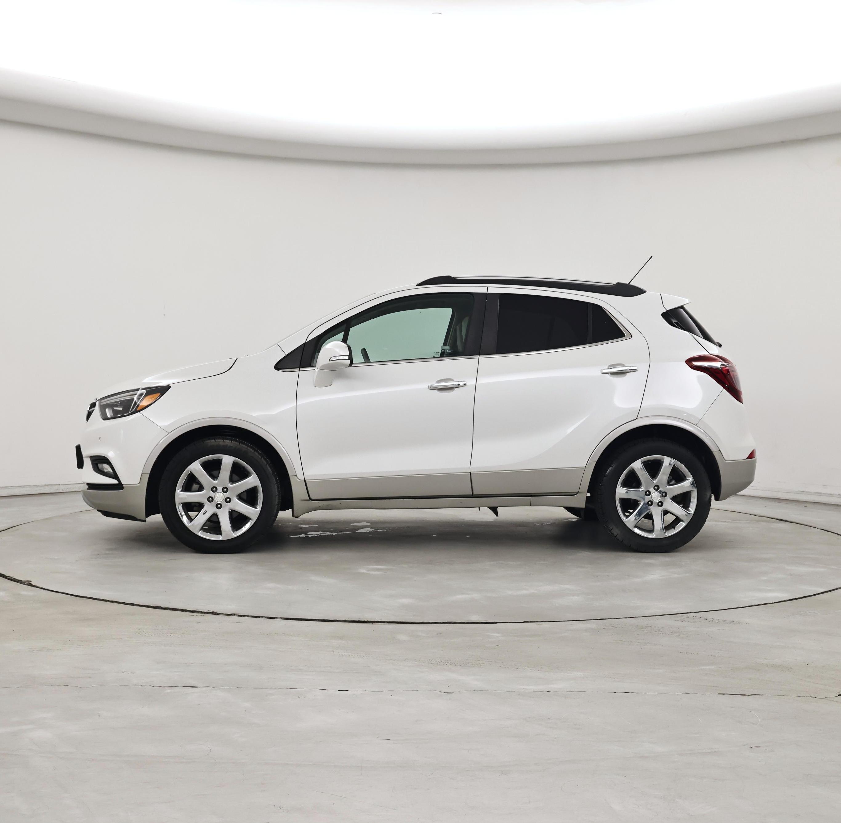 Thumbnail: 2018 Buick Encore - 3