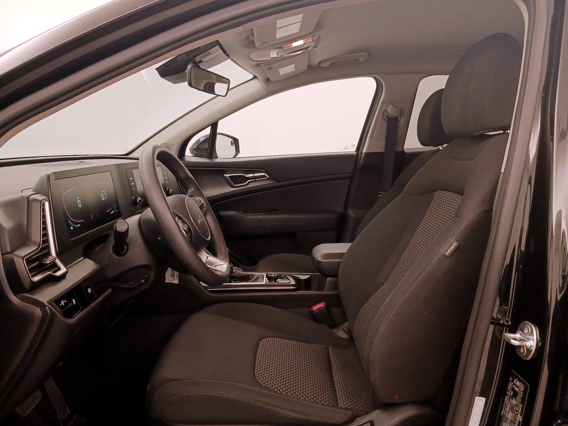 Thumbnail: 2024 Kia Sportage - 11