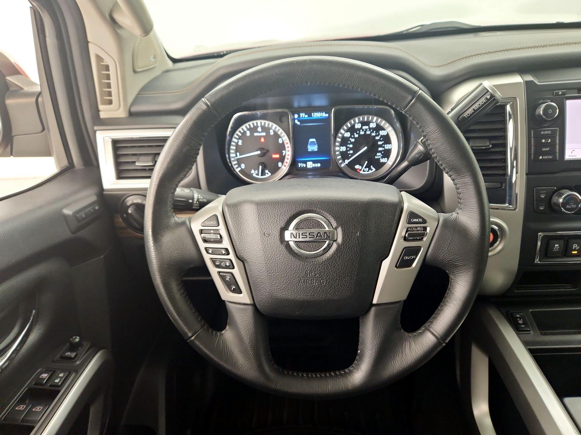 Thumbnail: 2019 Nissan Titan - 10