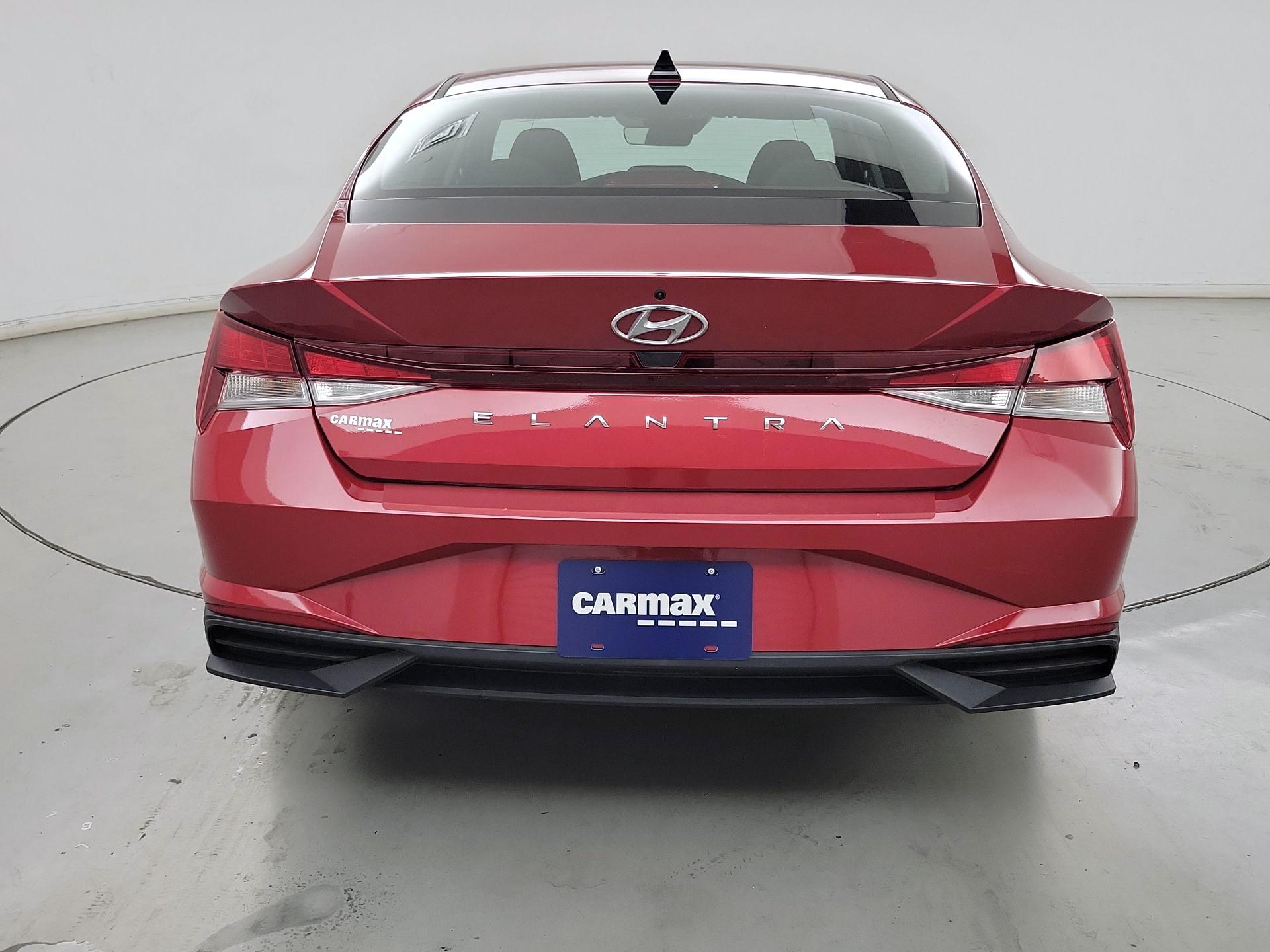 Thumbnail: 2023 Hyundai Elantra - 6