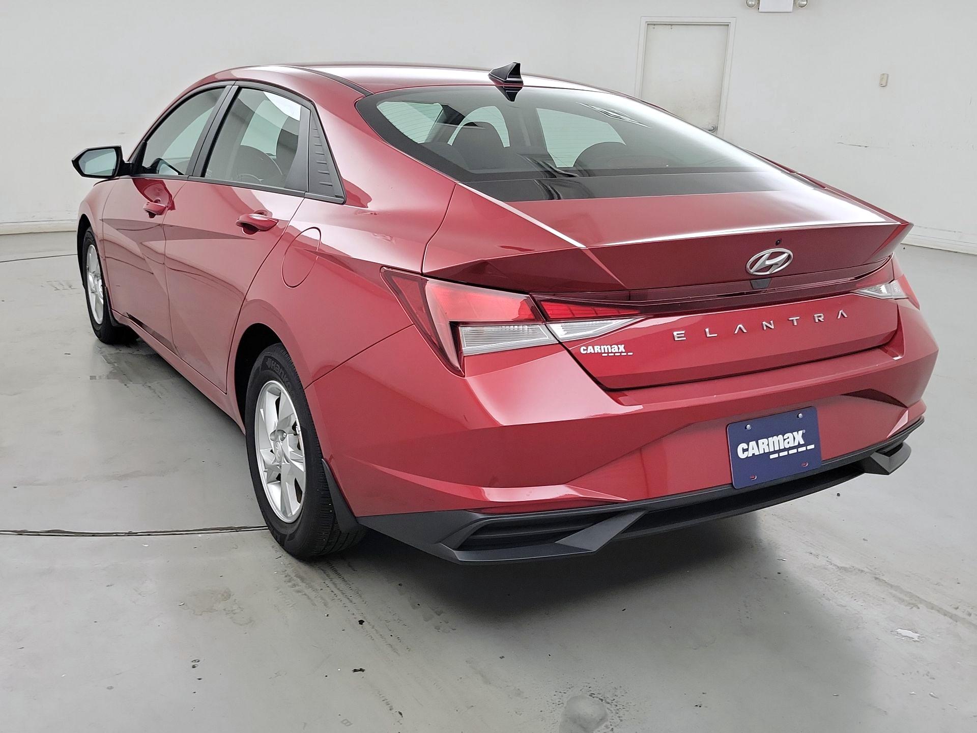 Thumbnail: 2023 Hyundai Elantra - 7