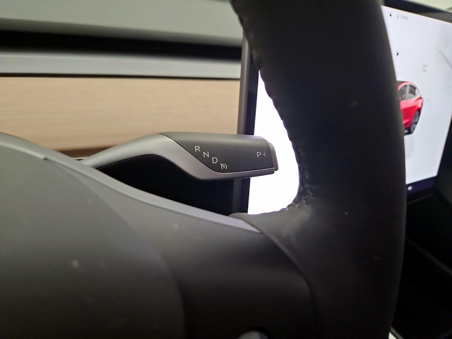 Thumbnail: 2023 Tesla Model 3 - 17