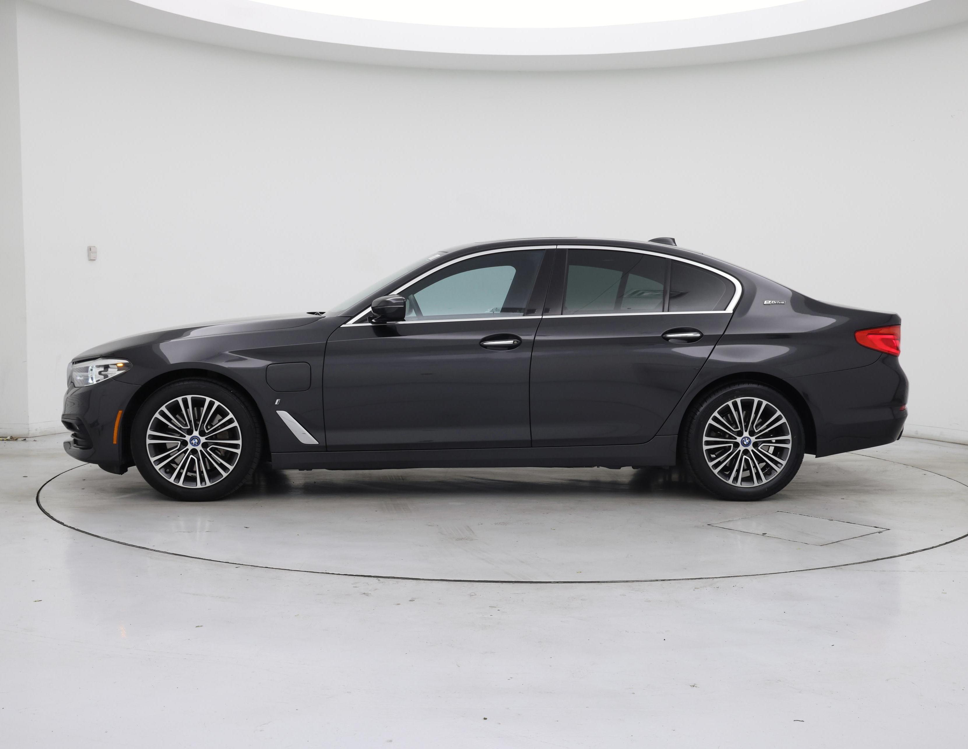 Thumbnail: 2018 BMW 5 Series - 3