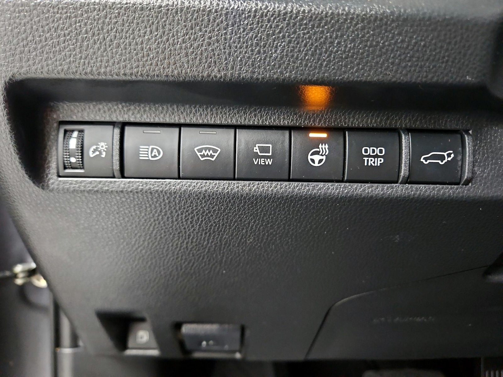 2023 Toyota RAV4 XSE - Photo 14