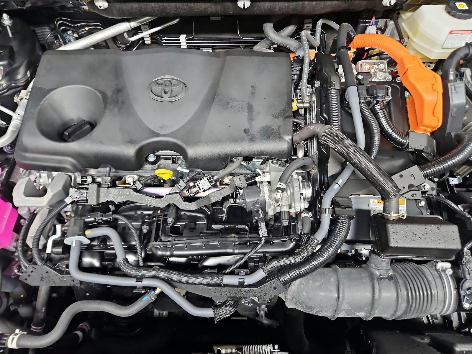 2023 Toyota RAV4 XSE - Photo 25