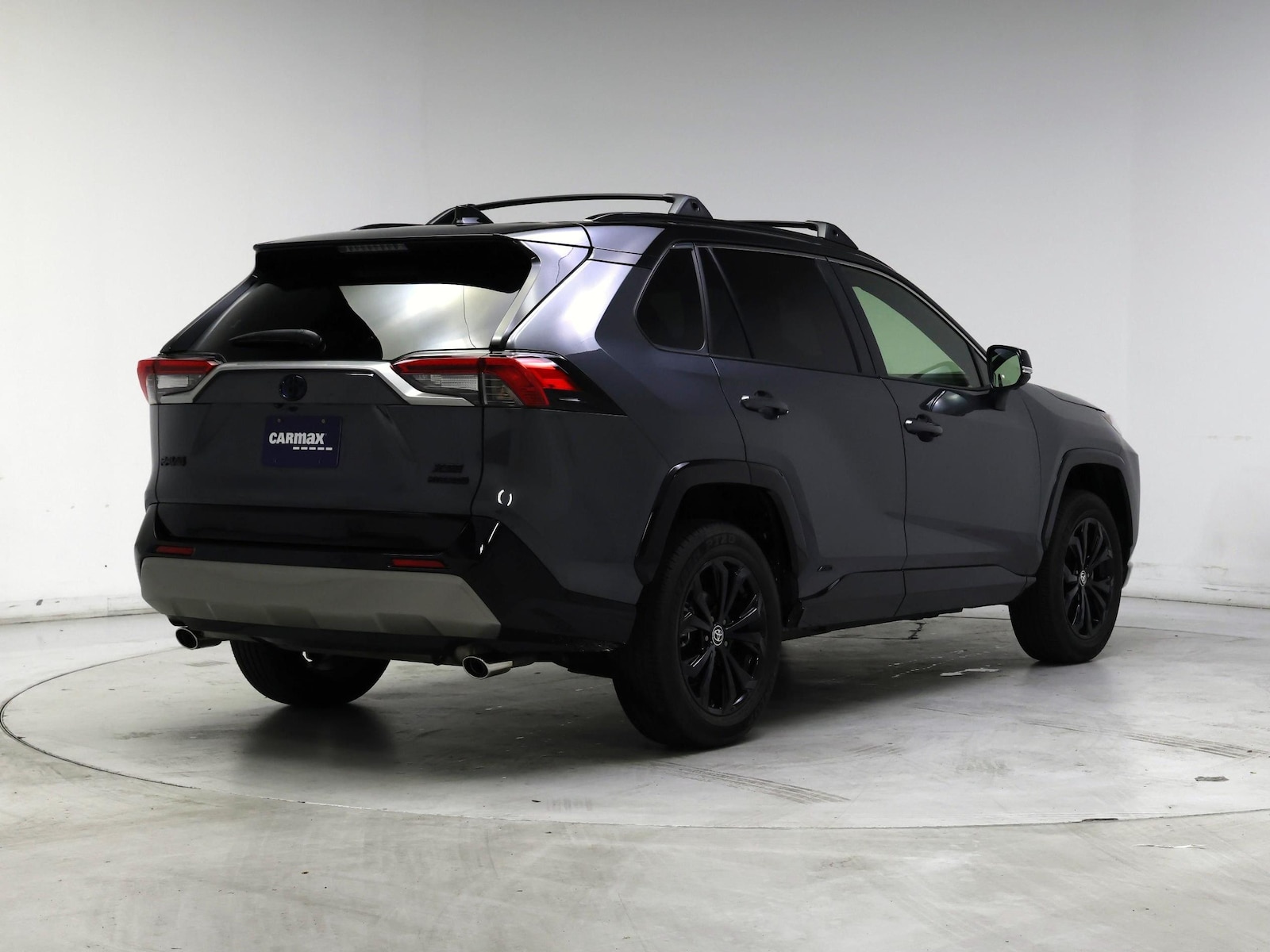 2023 Toyota RAV4 XSE - Photo 9