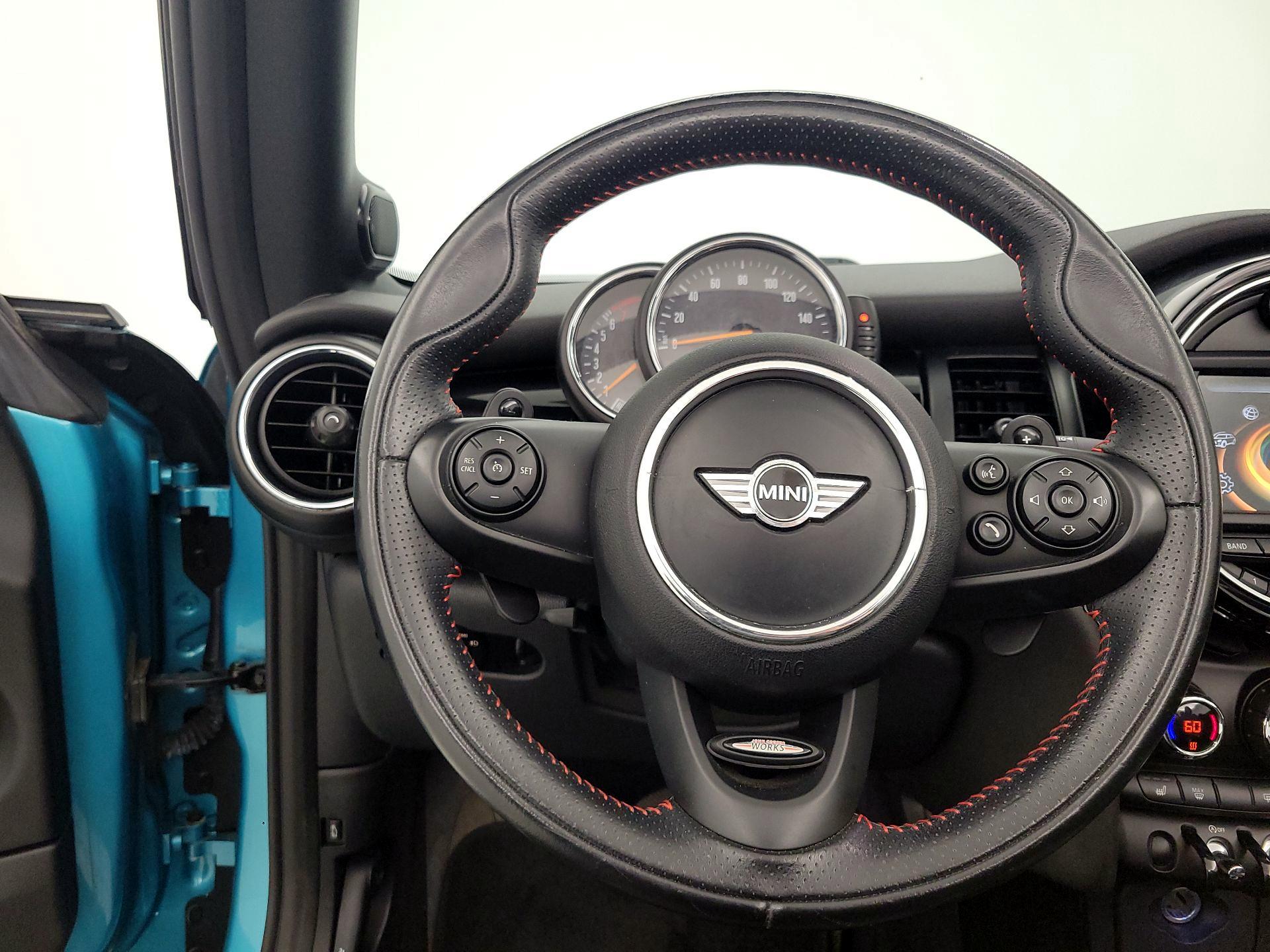Thumbnail: 2016 MINI Cooper - 10