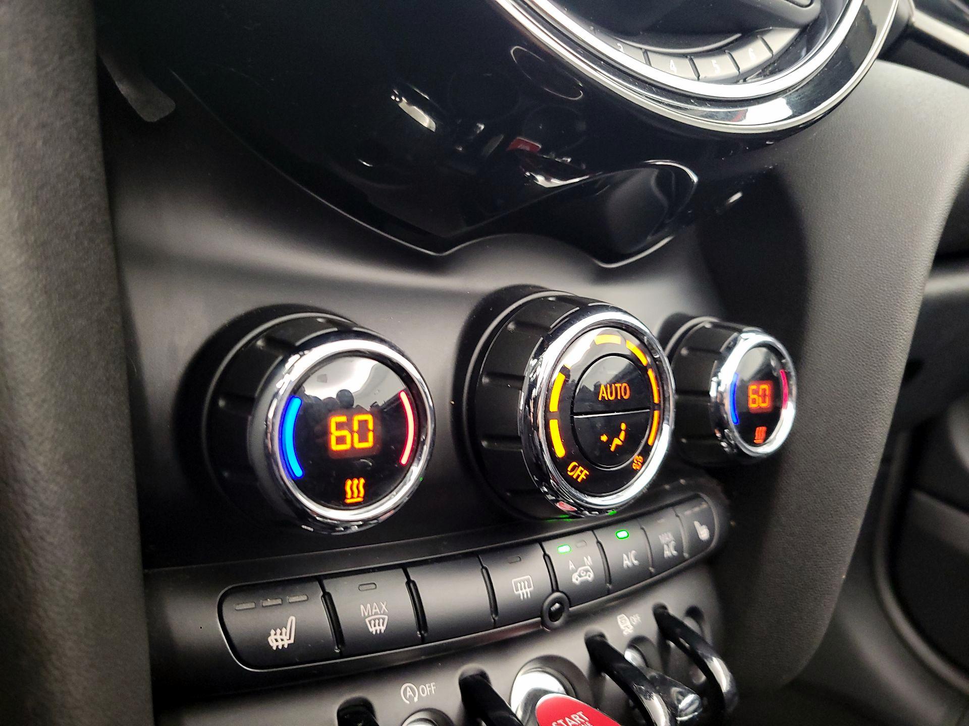 Thumbnail: 2016 MINI Cooper - 15