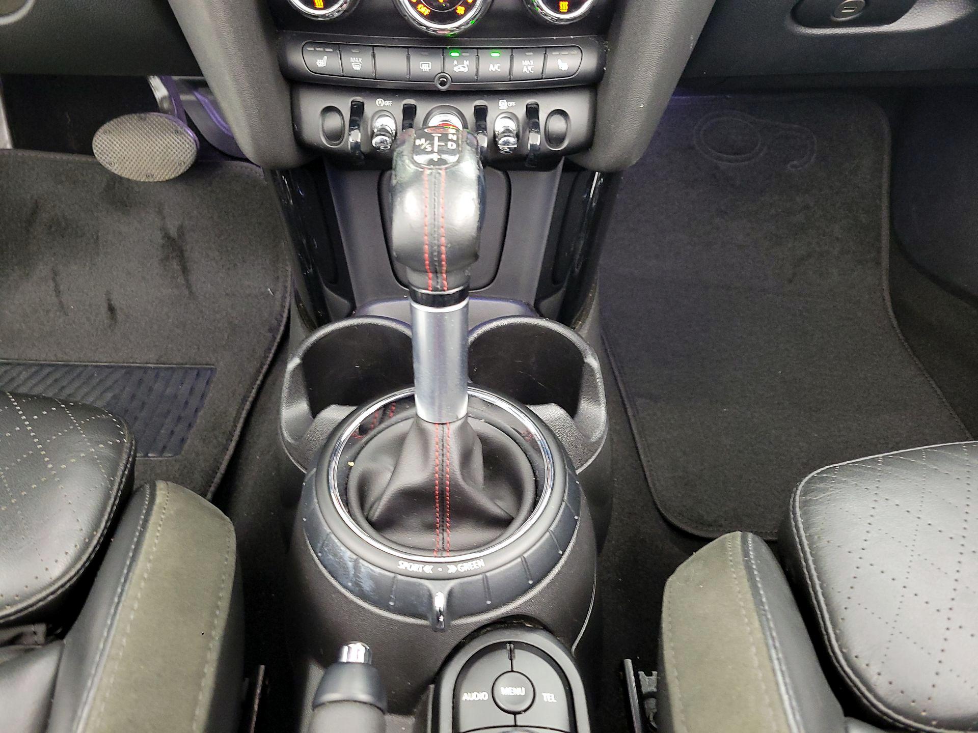 Thumbnail: 2016 MINI Cooper - 16
