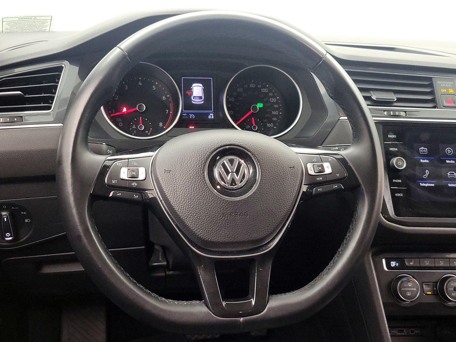 Thumbnail: 2019 Volkswagen Tiguan - 10