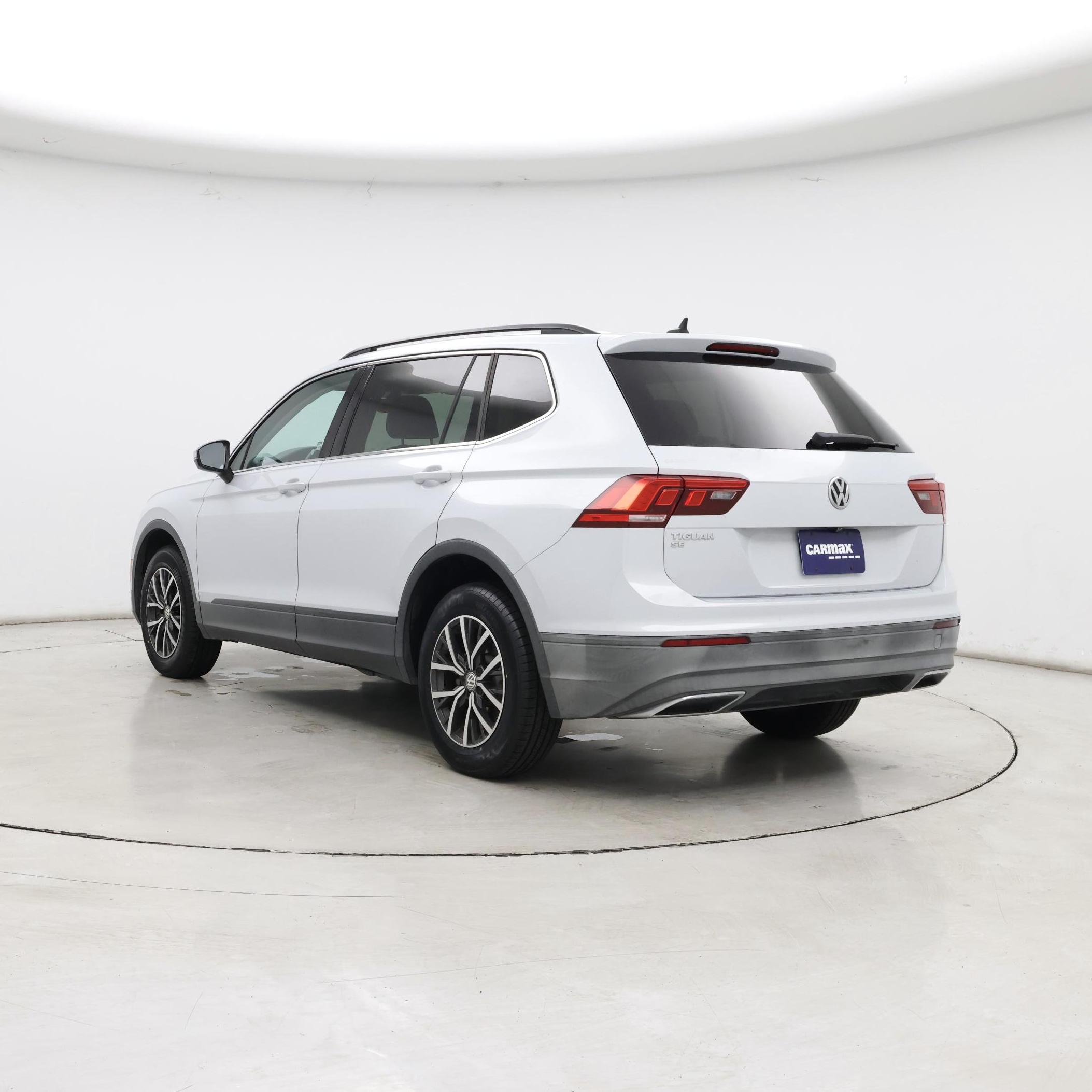 Thumbnail: 2019 Volkswagen Tiguan - 2