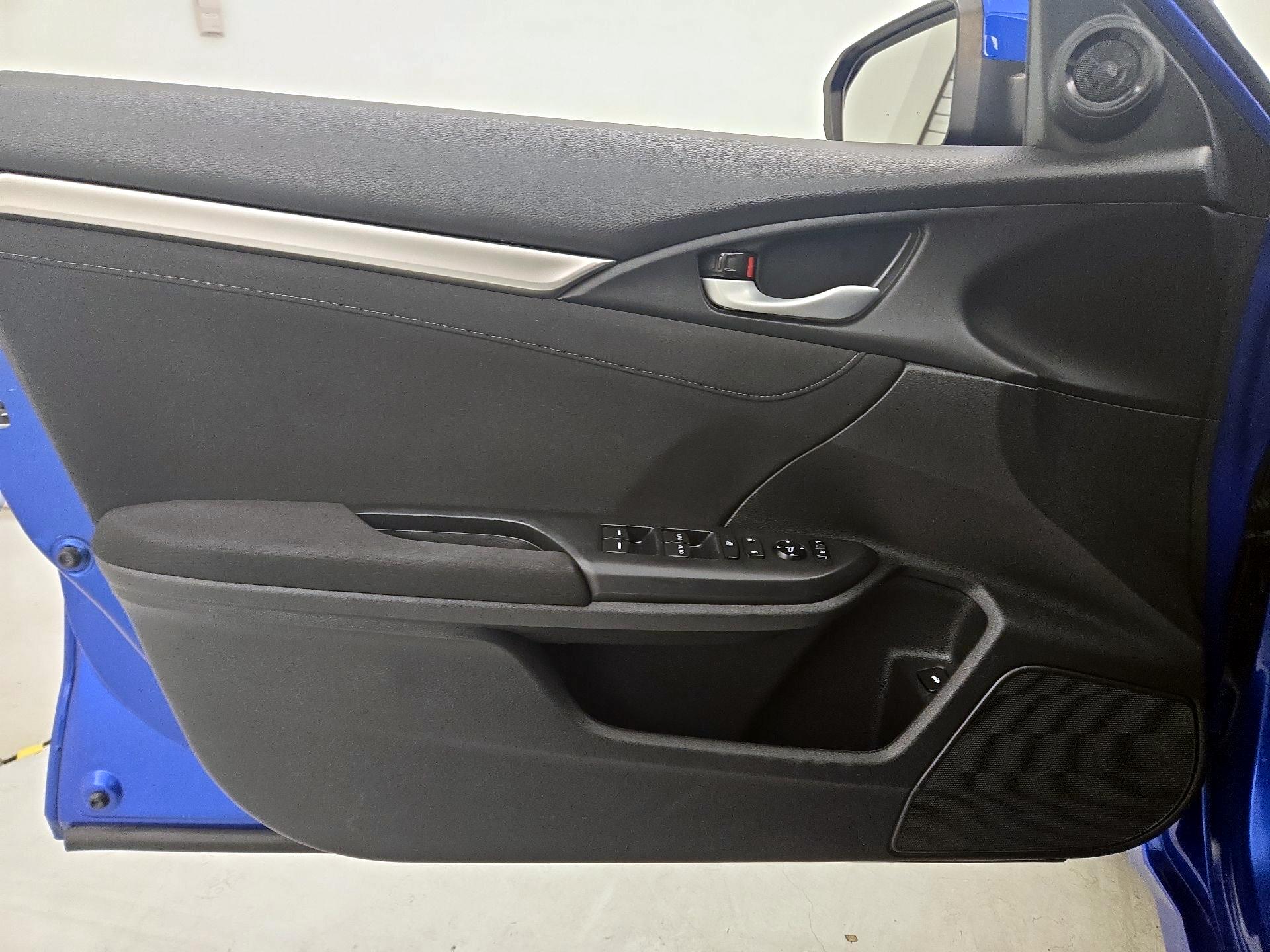 Thumbnail: 2018 Honda Civic - 12