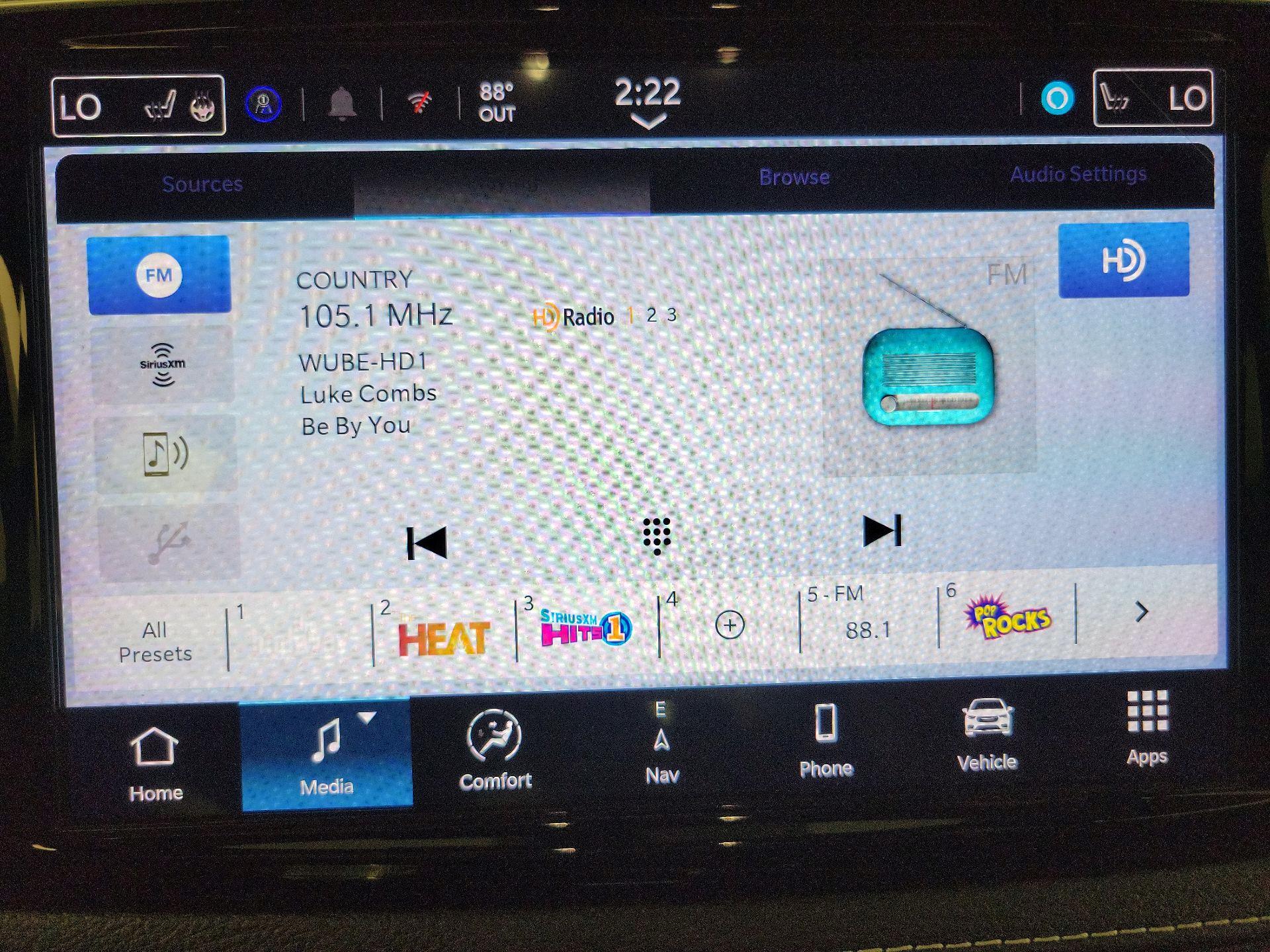 Thumbnail: 2024 Chrysler Pacifica - 16
