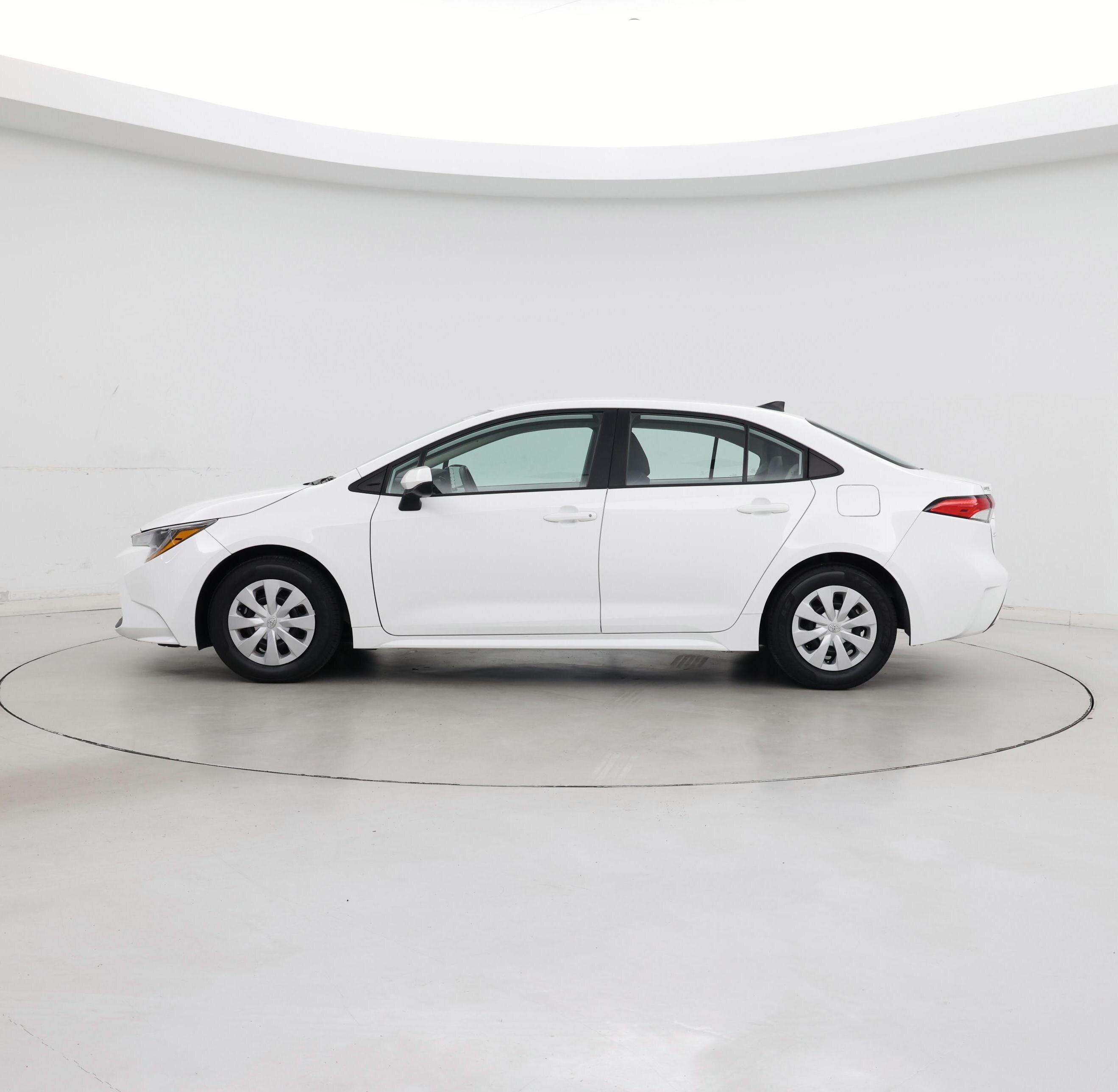Thumbnail: 2022 Toyota Corolla - 3