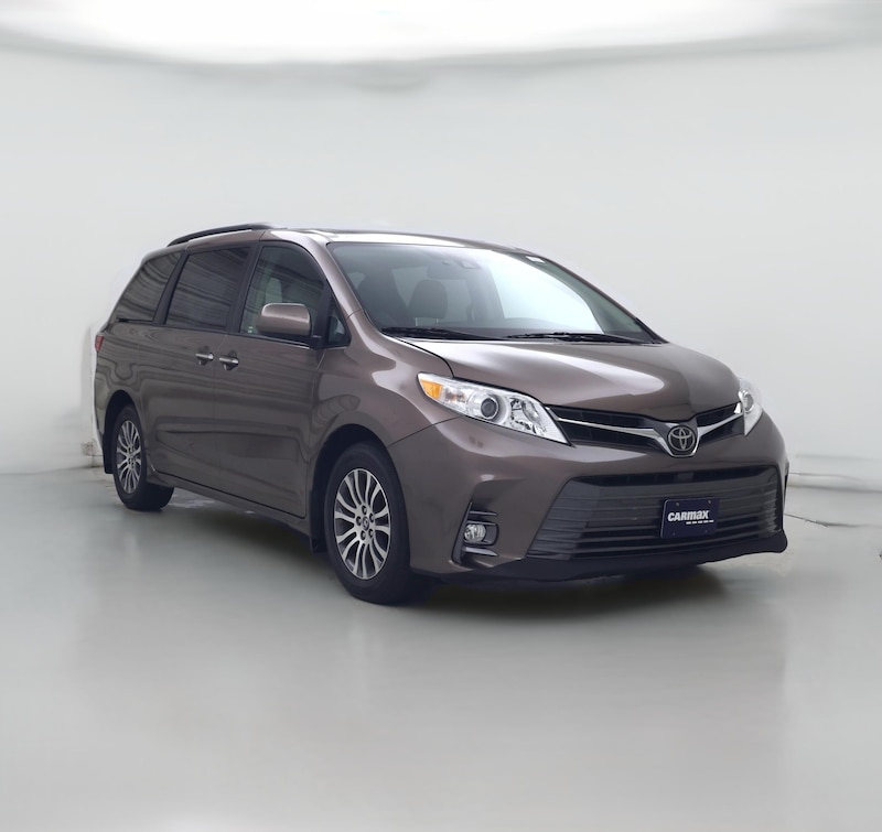 2018 Toyota Sienna XLE