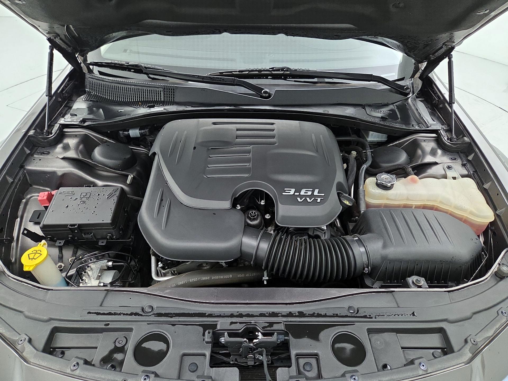 Thumbnail: 2019 Chrysler 300 - 20