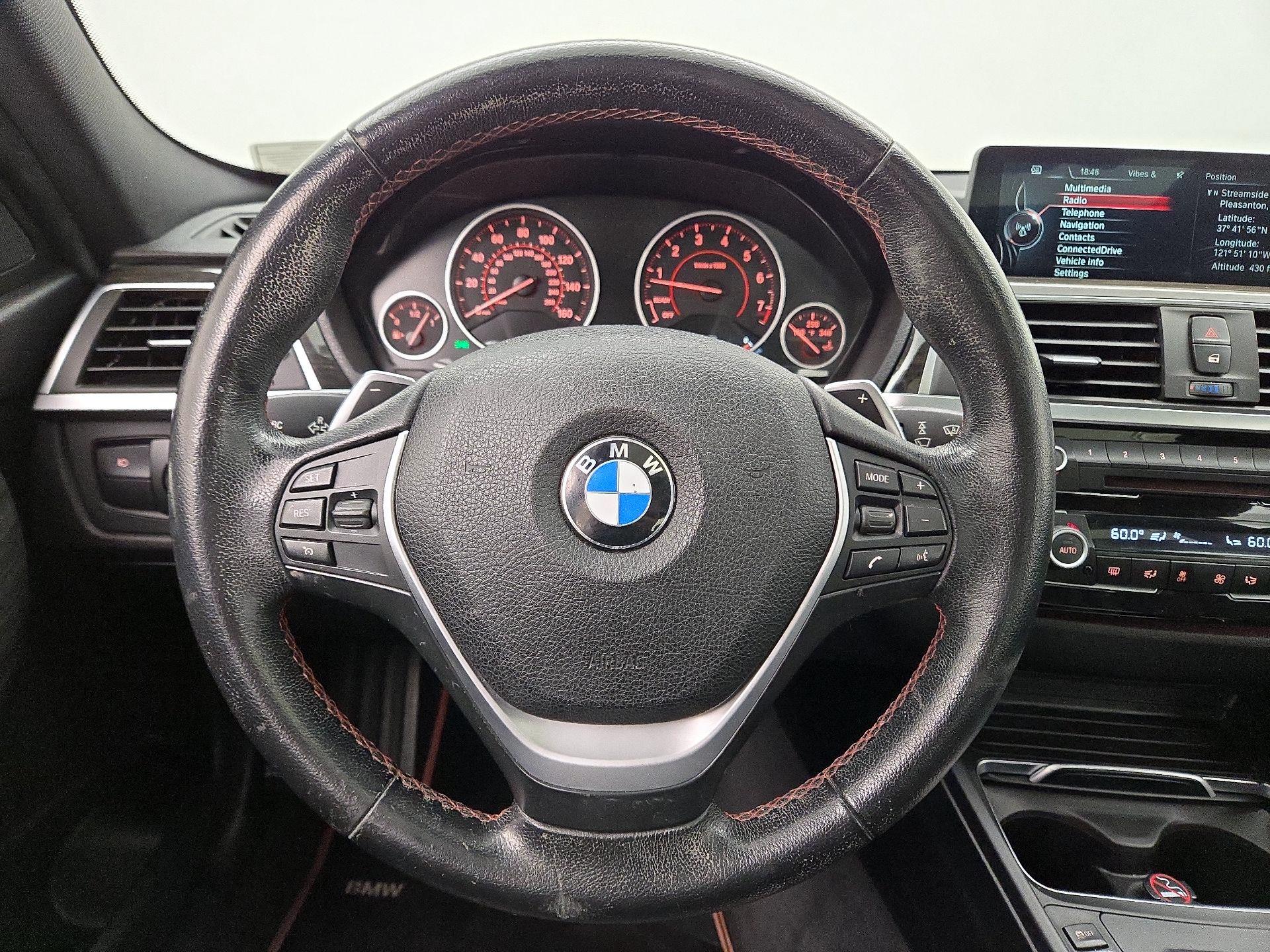 Thumbnail: 2016 BMW 3 Series - 10